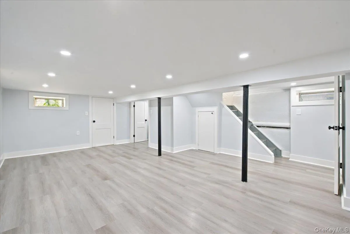 3426 209th Street, New York, NY, 4 Bedrooms Bedrooms, 12 Rooms Rooms,3 BathroomsBathrooms,Residential,For Rent,209th,0,1016019 3426 209th Street, New York, NY, 4 Bedrooms Bedrooms, 12 Rooms Rooms,3 BathroomsBathrooms,Residential,For Rent,209th,0,1016019