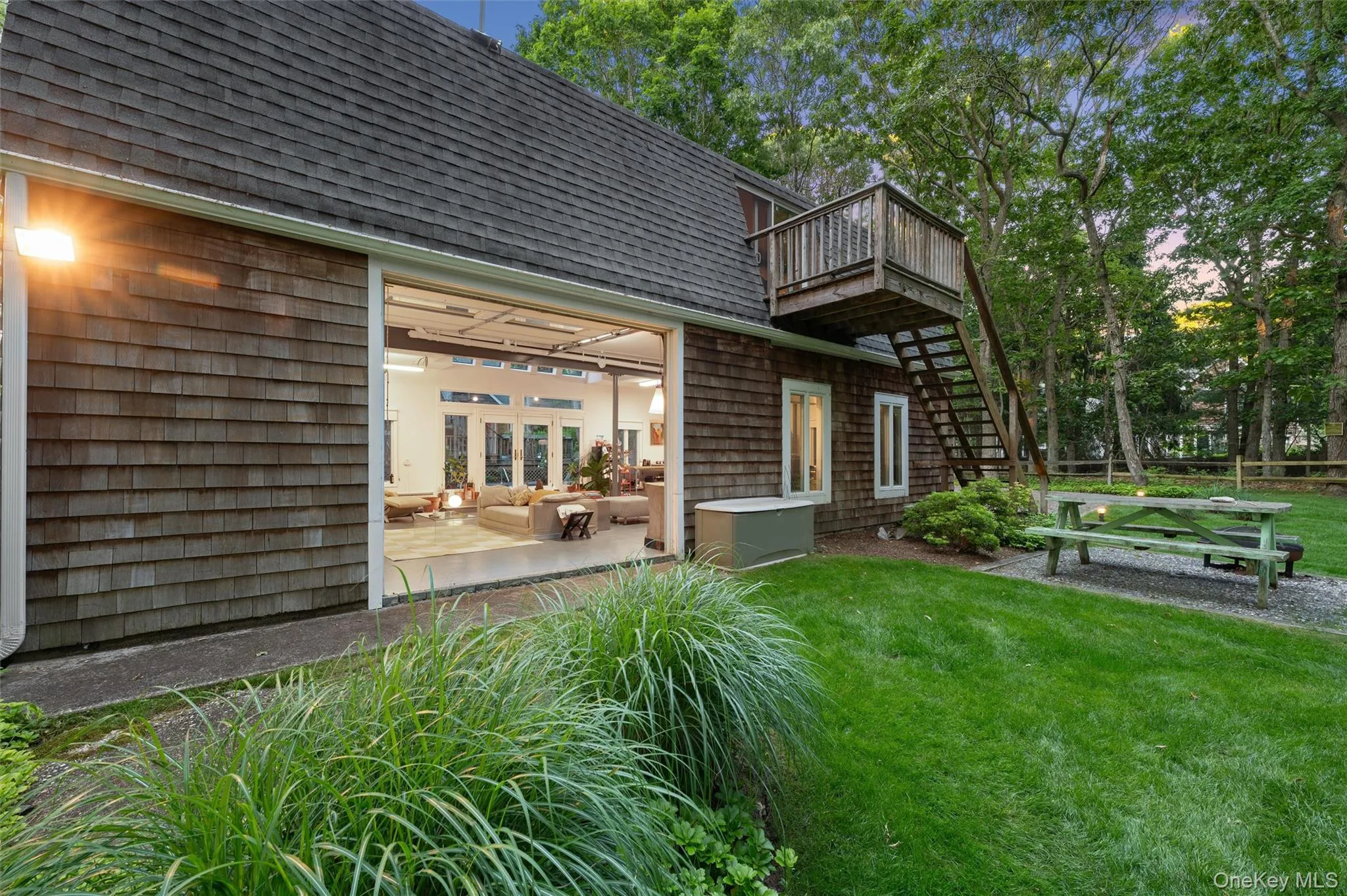 55 Island Creek Road, Southampton, NY, 4 Bedrooms Bedrooms, 10 Rooms Rooms,3 BathroomsBathrooms,Residential,For Rent,Island Creek,0,1016035 55 Island Creek Road, Southampton, NY, 4 Bedrooms Bedrooms, 10 Rooms Rooms,3 BathroomsBathrooms,Residential,For Rent,Island Creek,0,1016035