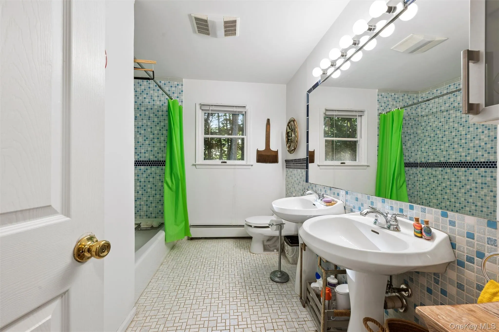 55 Island Creek Road, Southampton, NY, 4 Bedrooms Bedrooms, 10 Rooms Rooms,3 BathroomsBathrooms,Residential,For Rent,Island Creek,0,1016035 55 Island Creek Road, Southampton, NY, 4 Bedrooms Bedrooms, 10 Rooms Rooms,3 BathroomsBathrooms,Residential,For Rent,Island Creek,0,1016035