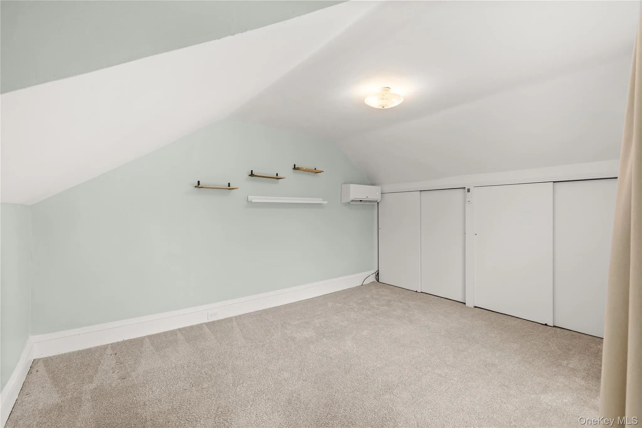 10 Dale Drive, Islip, NY, 2 Bedrooms Bedrooms, 5 Rooms Rooms,1 BathroomBathrooms,Residential Lease,For Rent,Dale,0,KEY1016036 10 Dale Drive, Islip, NY, 2 Bedrooms Bedrooms, 5 Rooms Rooms,1 BathroomBathrooms,Residential Lease,For Rent,Dale,0,KEY1016036