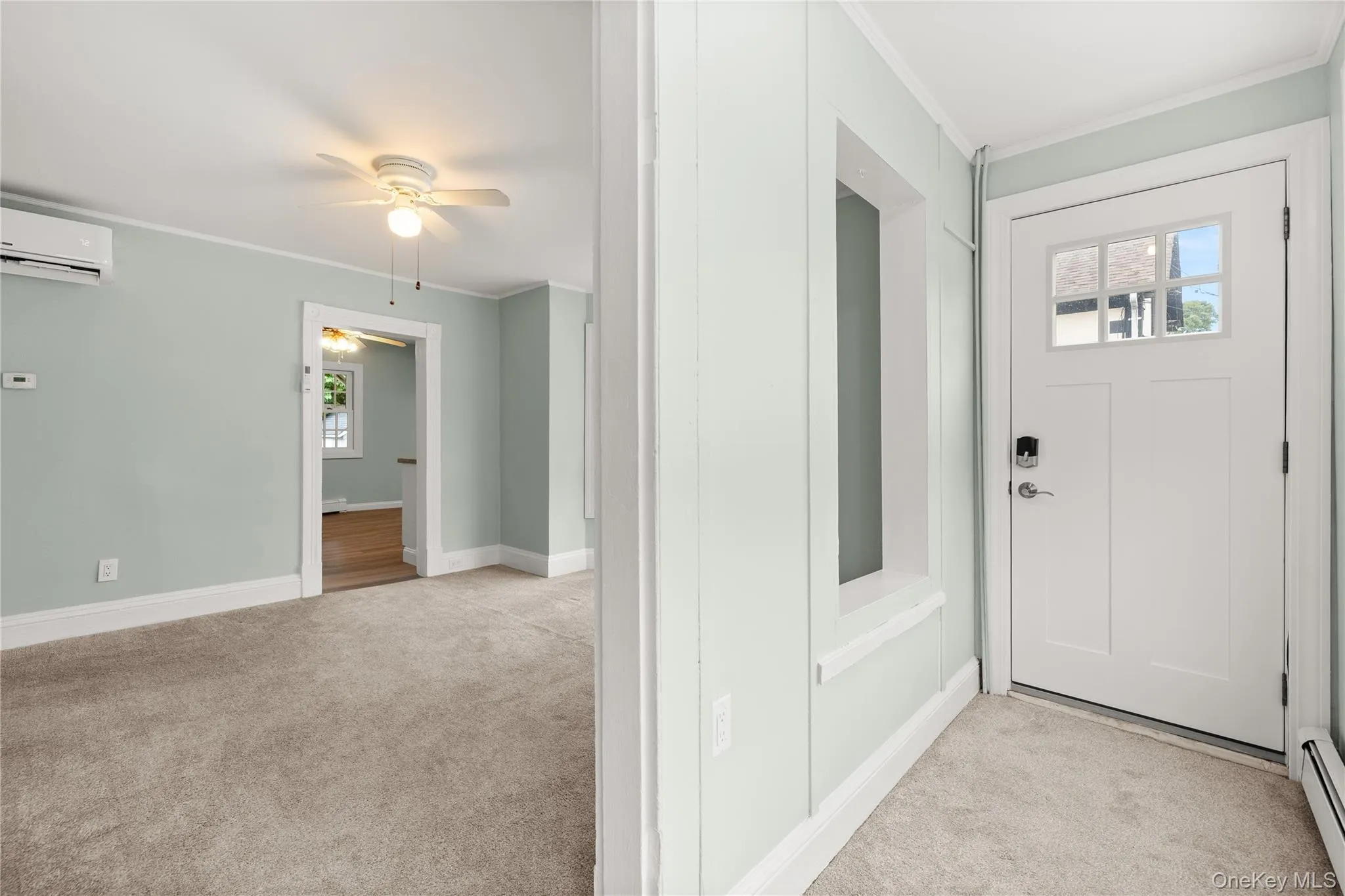 Entry w/Drop Station Entry w/Drop Station