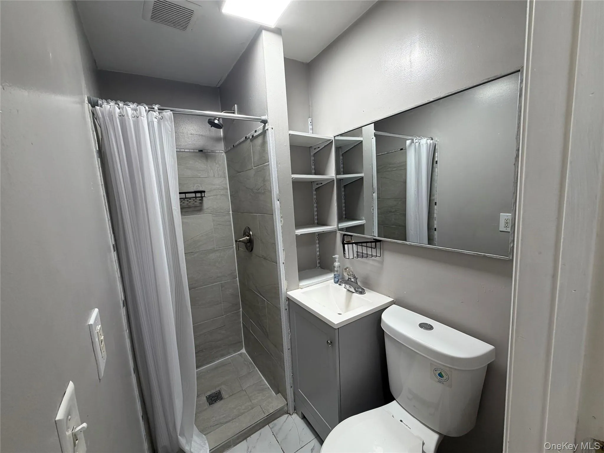 93 Catharine Street, Poughkeepsie, NY, 2 Bedrooms Bedrooms, 4 Rooms Rooms,1 BathroomBathrooms,Residential Lease,For Rent,Catharine,0,1016038 93 Catharine Street, Poughkeepsie, NY, 2 Bedrooms Bedrooms, 4 Rooms Rooms,1 BathroomBathrooms,Residential Lease,For Rent,Catharine,0,1016038