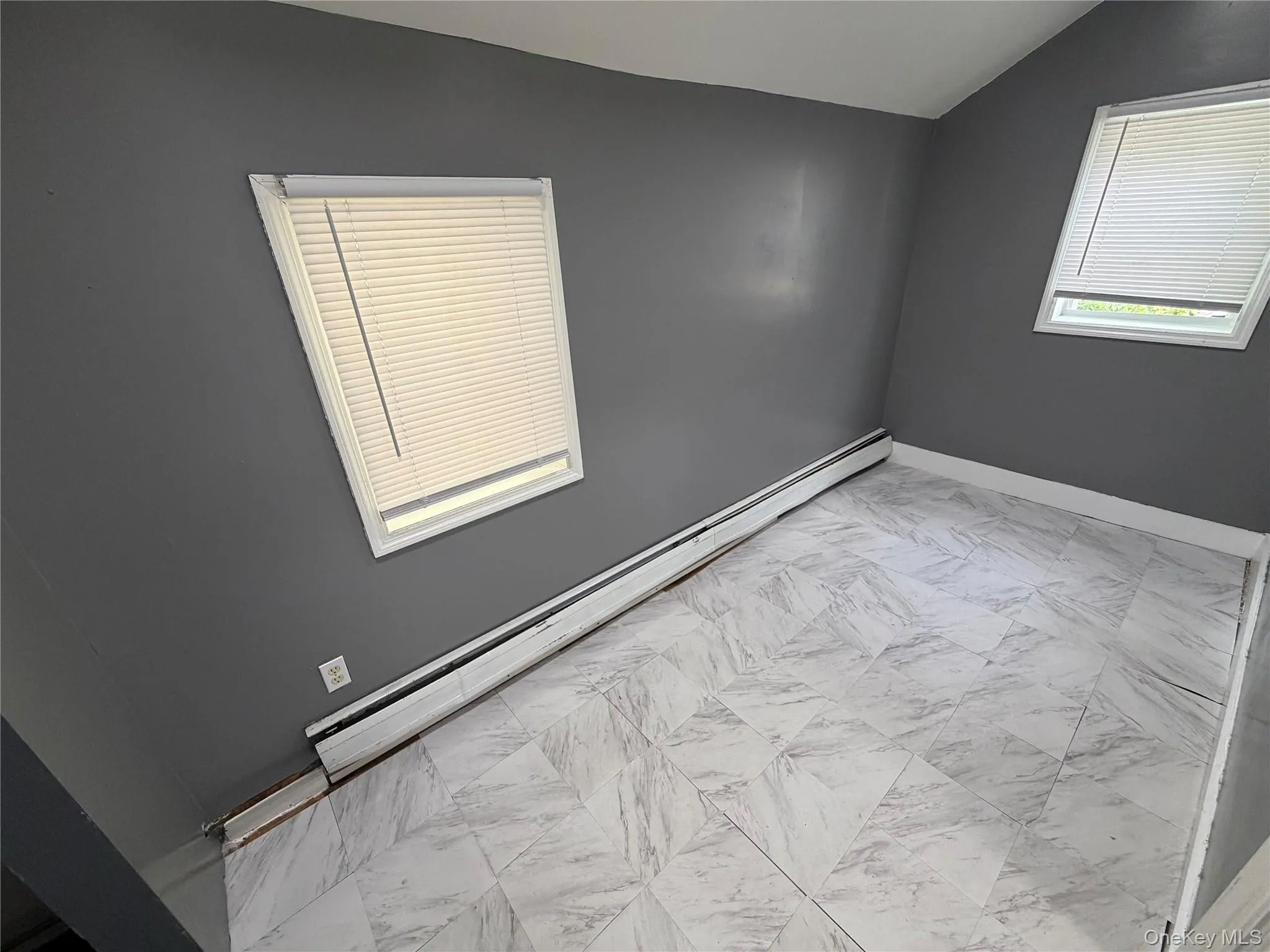 93 Catharine Street, Poughkeepsie, NY, 2 Bedrooms Bedrooms, 4 Rooms Rooms,1 BathroomBathrooms,Residential Lease,For Rent,Catharine,0,1016038 93 Catharine Street, Poughkeepsie, NY, 2 Bedrooms Bedrooms, 4 Rooms Rooms,1 BathroomBathrooms,Residential Lease,For Rent,Catharine,0,1016038