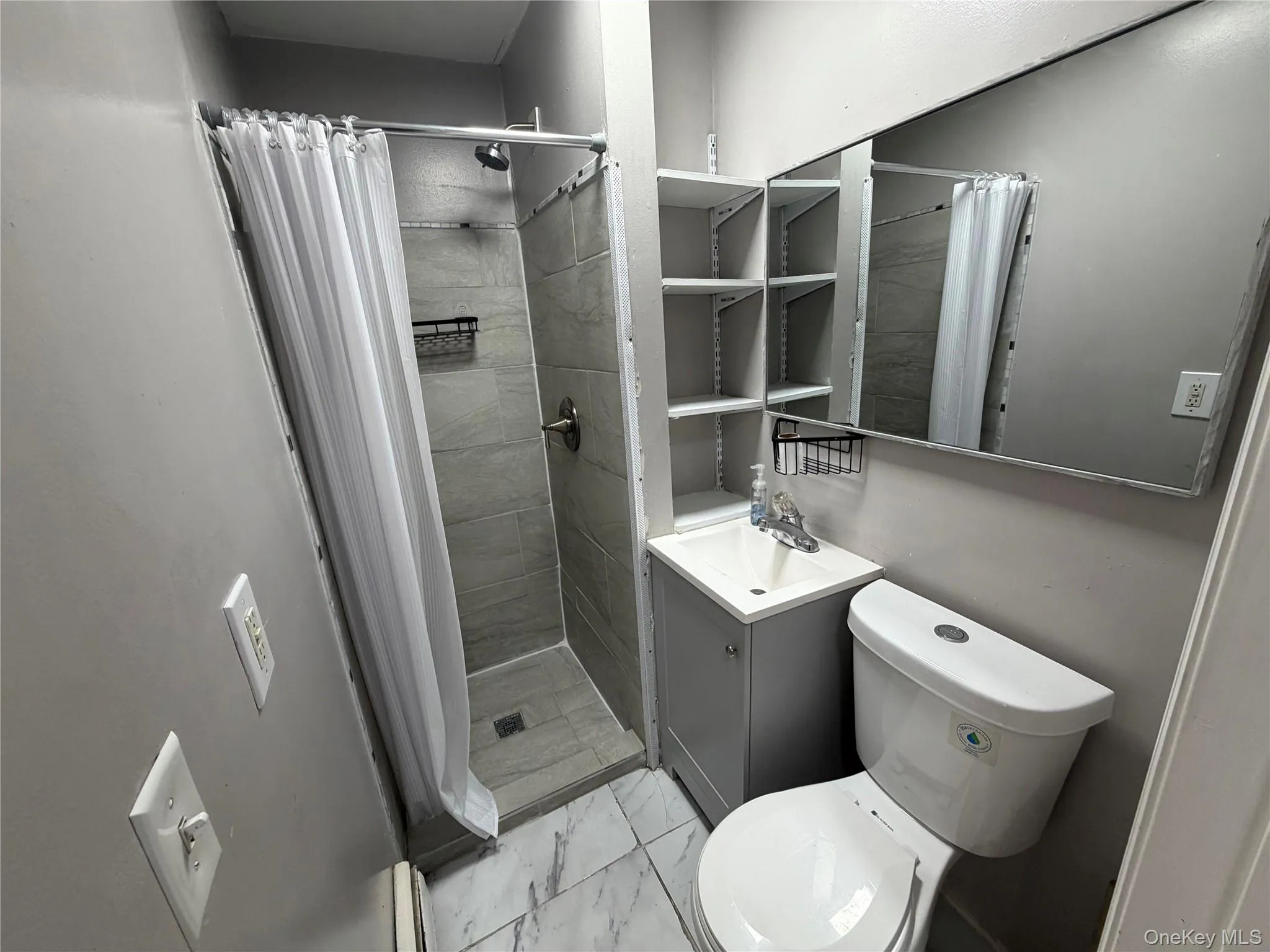 93 Catharine Street, Poughkeepsie, NY, 2 Bedrooms Bedrooms, 4 Rooms Rooms,1 BathroomBathrooms,Residential Lease,For Rent,Catharine,0,1016038 93 Catharine Street, Poughkeepsie, NY, 2 Bedrooms Bedrooms, 4 Rooms Rooms,1 BathroomBathrooms,Residential Lease,For Rent,Catharine,0,1016038