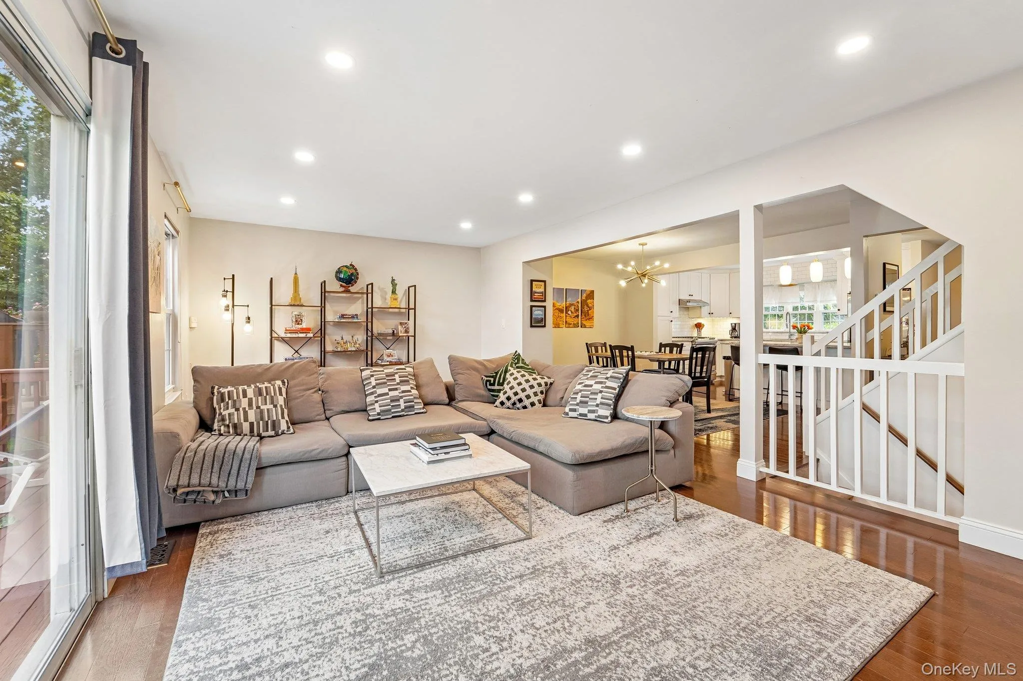 modern open floor plan perfect for entertaining modern open floor plan perfect for entertaining