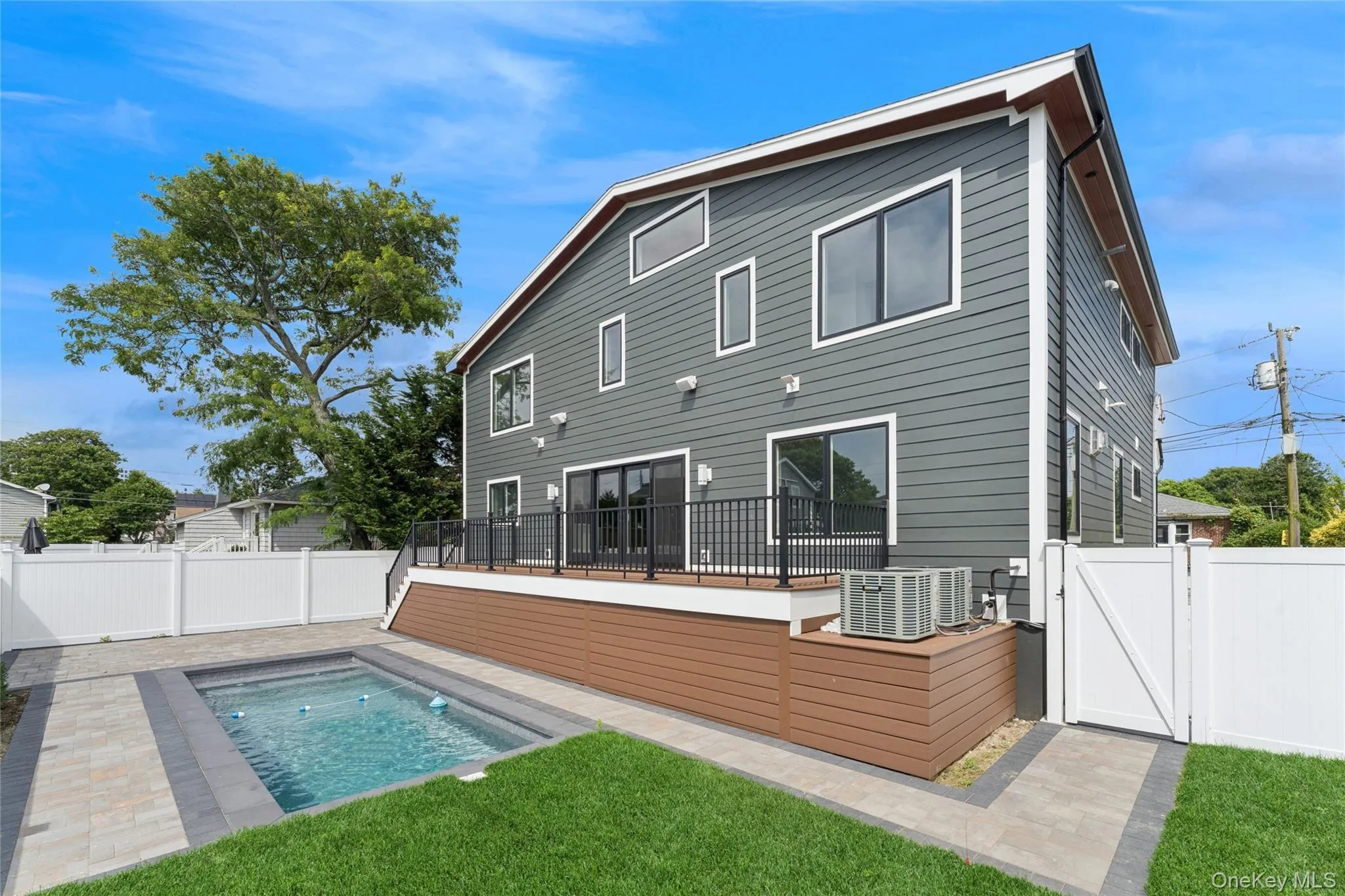 141 Flamingo Street, Hempstead, NY, 5 Bedrooms Bedrooms, 10 Rooms Rooms,4 BathroomsBathrooms,Residential,For Rent,Flamingo,0,1016045 141 Flamingo Street, Hempstead, NY, 5 Bedrooms Bedrooms, 10 Rooms Rooms,4 BathroomsBathrooms,Residential,For Rent,Flamingo,0,1016045