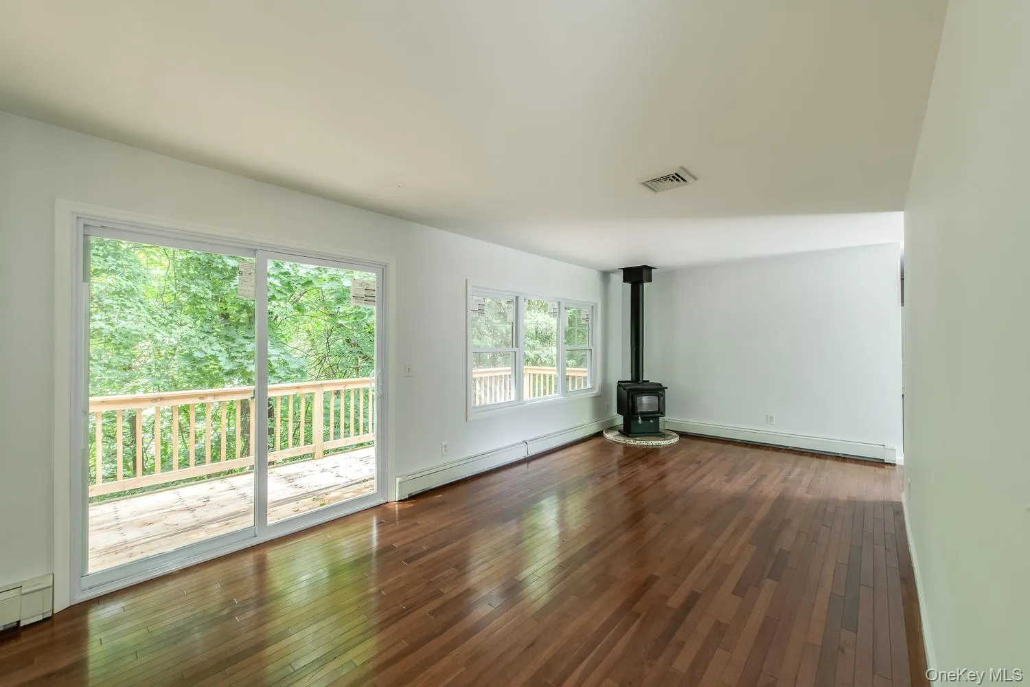 Hardwood floors Hardwood floors