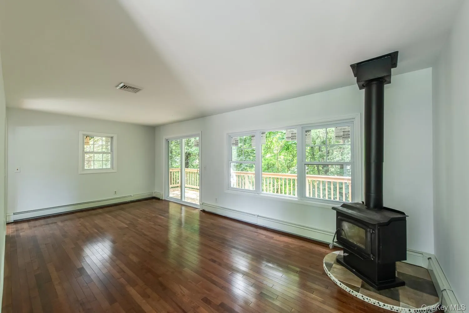 With Wood stove With Wood stove