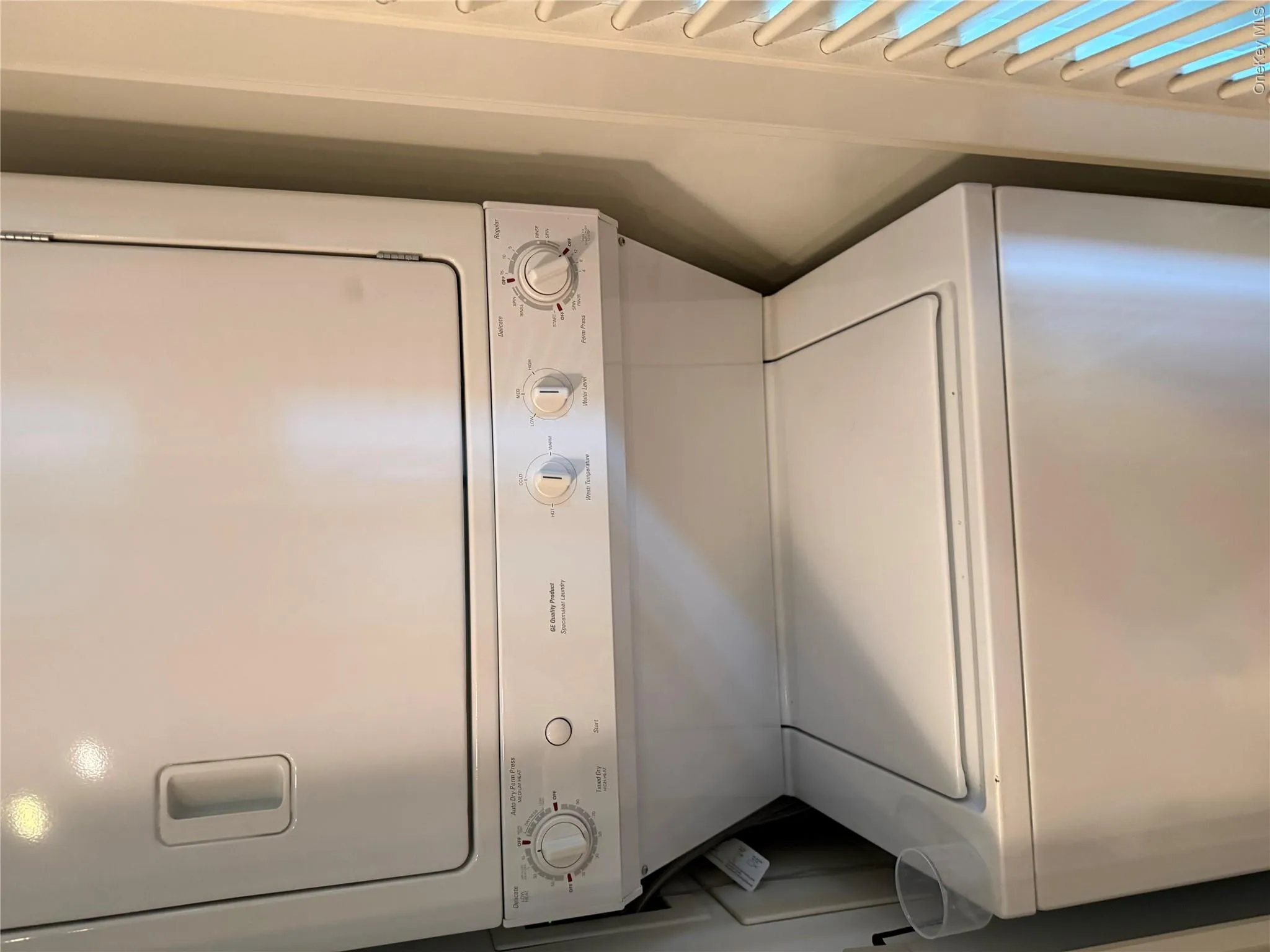 In unit washer/dryer In unit washer/dryer