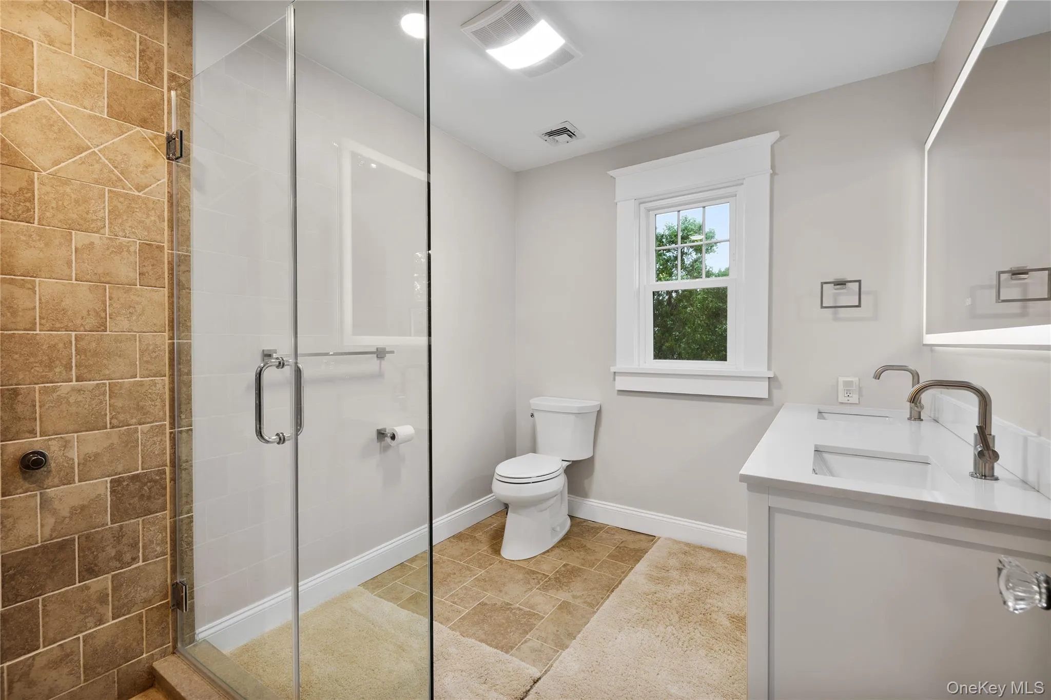 44 Montgomery Avenue, Islip, NY, 5 Bedrooms Bedrooms, 12 Rooms Rooms,4 BathroomsBathrooms,Residential,For Rent,Montgomery,0,KEY1016052 44 Montgomery Avenue, Islip, NY, 5 Bedrooms Bedrooms, 12 Rooms Rooms,4 BathroomsBathrooms,Residential,For Rent,Montgomery,0,KEY1016052