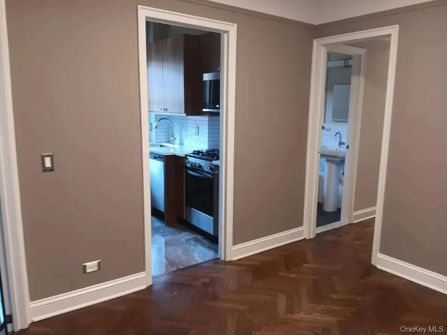 120 Cabrini, New York, NY, 1 Bedroom Bedrooms, 4 Rooms Rooms,1 BathroomBathrooms,Residential,For Rent,Cabrini,0,1016055 120 Cabrini, New York, NY, 1 Bedroom Bedrooms, 4 Rooms Rooms,1 BathroomBathrooms,Residential,For Rent,Cabrini,0,1016055