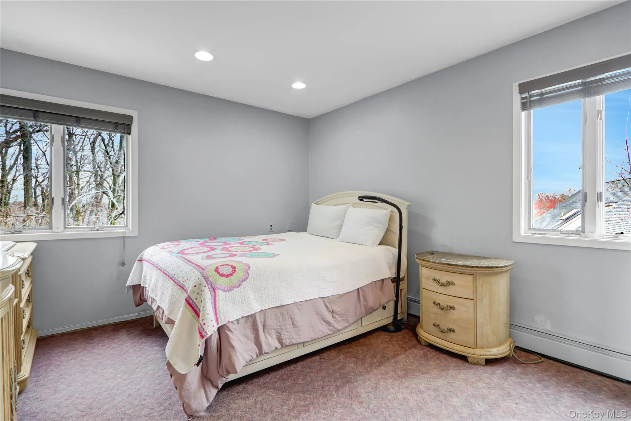 4 Verity Lane, North Hempstead, NY, 5 Bedrooms Bedrooms, 10 Rooms Rooms,4 BathroomsBathrooms,Residential,For Rent,Verity,0,1016057 4 Verity Lane, North Hempstead, NY, 5 Bedrooms Bedrooms, 10 Rooms Rooms,4 BathroomsBathrooms,Residential,For Rent,Verity,0,1016057