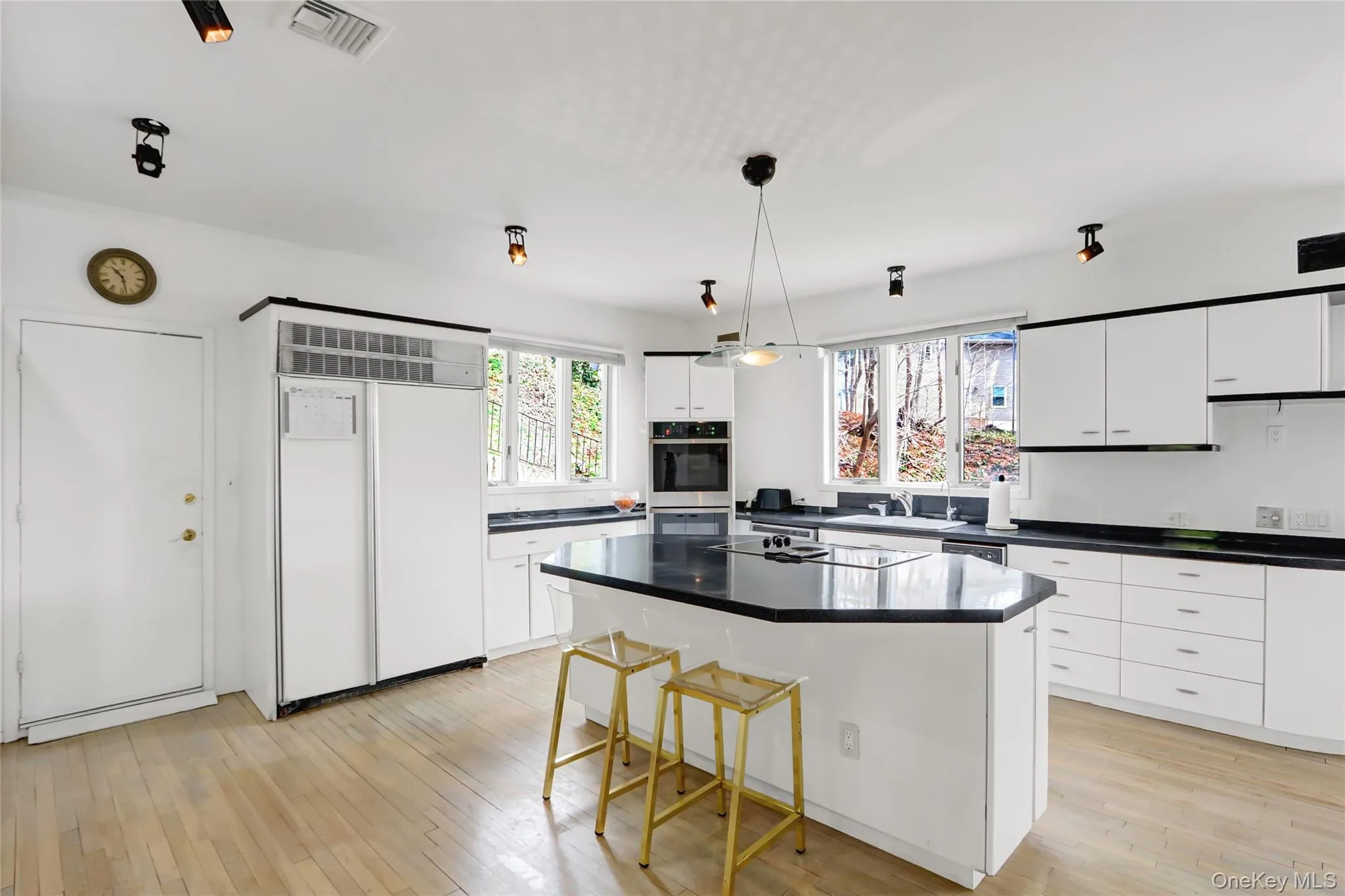 Eat In Kitchen Eat In Kitchen