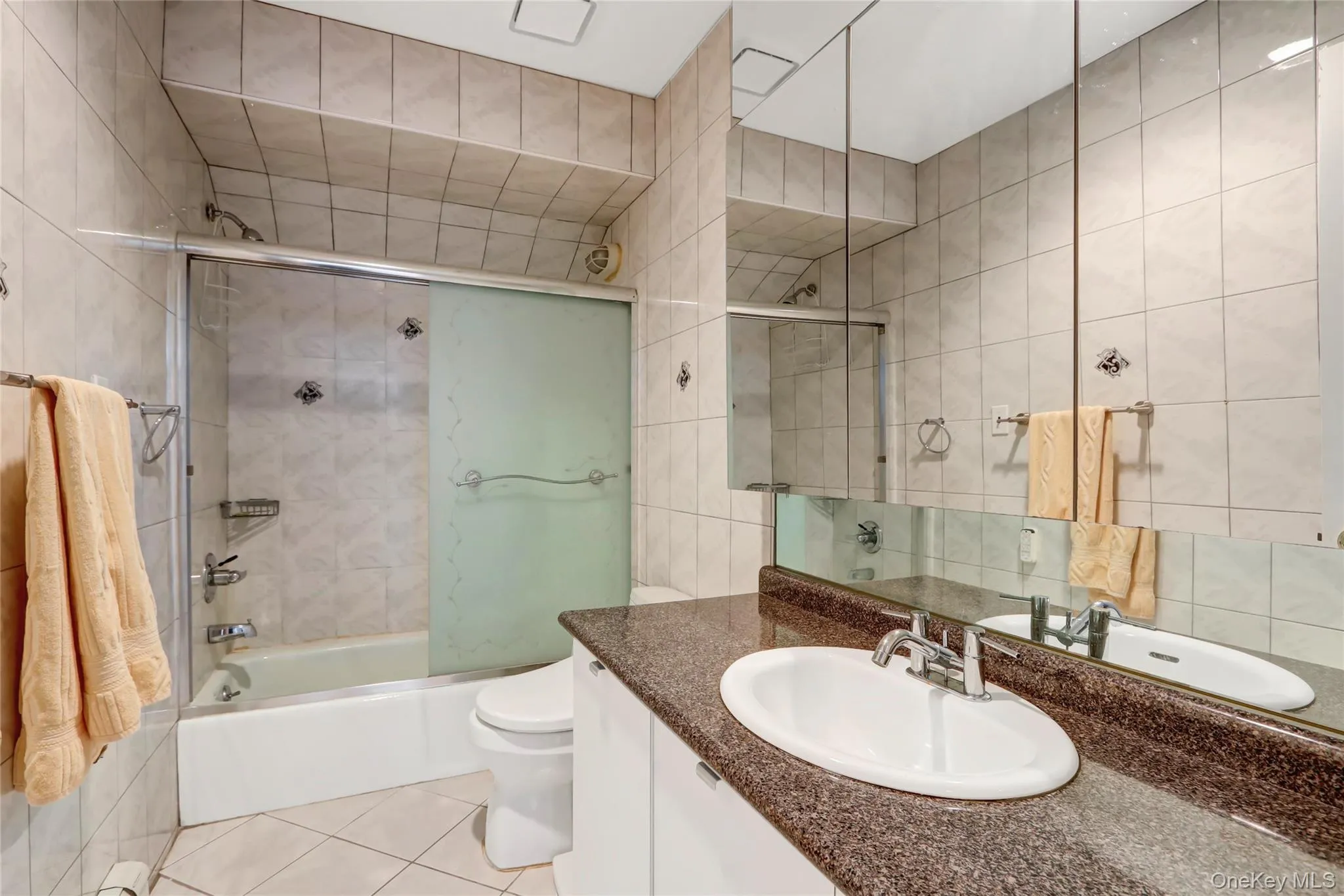 Hallway Bath Hallway Bath
