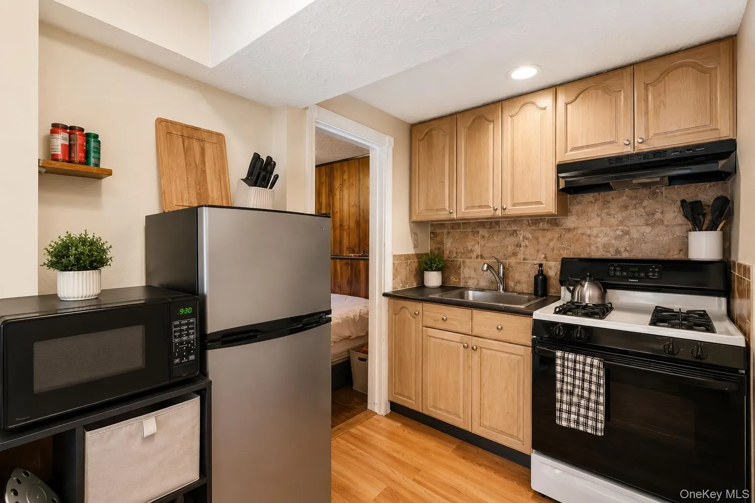 105 Strauss Avenue, Brookhaven, NY, 4 Bedrooms Bedrooms, 9 Rooms Rooms,2 BathroomsBathrooms,Residential,For Rent,Strauss,0,KEY1016058 105 Strauss Avenue, Brookhaven, NY, 4 Bedrooms Bedrooms, 9 Rooms Rooms,2 BathroomsBathrooms,Residential,For Rent,Strauss,0,KEY1016058