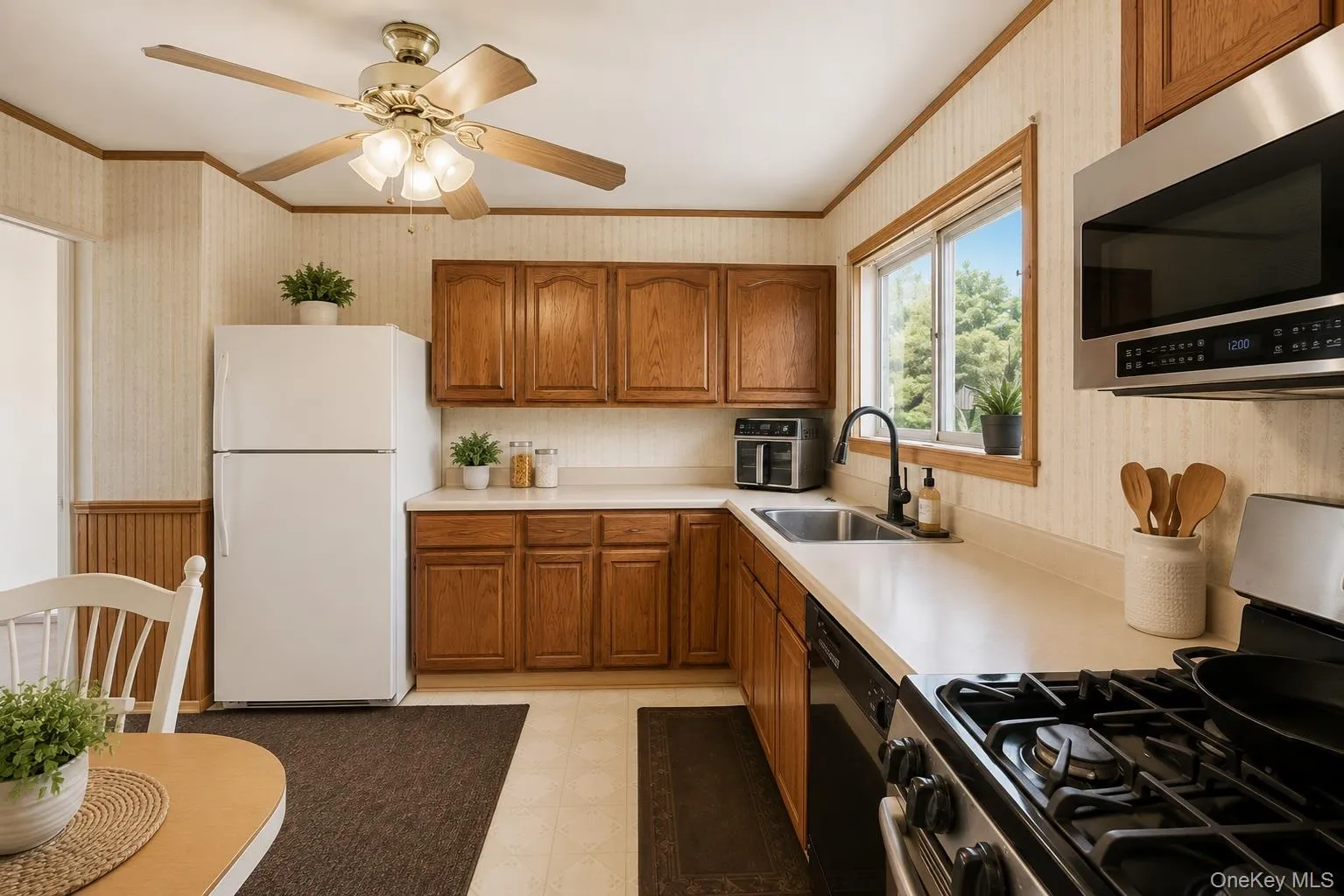 105 Strauss Avenue, Brookhaven, NY, 4 Bedrooms Bedrooms, 9 Rooms Rooms,2 BathroomsBathrooms,Residential,For Rent,Strauss,0,KEY1016058 105 Strauss Avenue, Brookhaven, NY, 4 Bedrooms Bedrooms, 9 Rooms Rooms,2 BathroomsBathrooms,Residential,For Rent,Strauss,0,KEY1016058