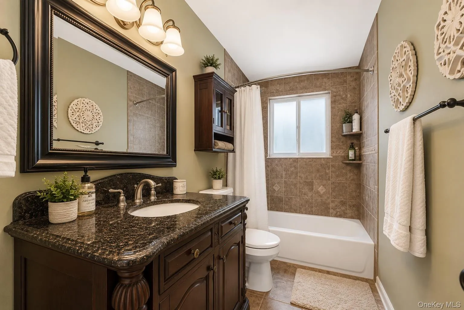 105 Strauss Avenue, Brookhaven, NY, 4 Bedrooms Bedrooms, 9 Rooms Rooms,2 BathroomsBathrooms,Residential,For Rent,Strauss,0,KEY1016058 105 Strauss Avenue, Brookhaven, NY, 4 Bedrooms Bedrooms, 9 Rooms Rooms,2 BathroomsBathrooms,Residential,For Rent,Strauss,0,KEY1016058