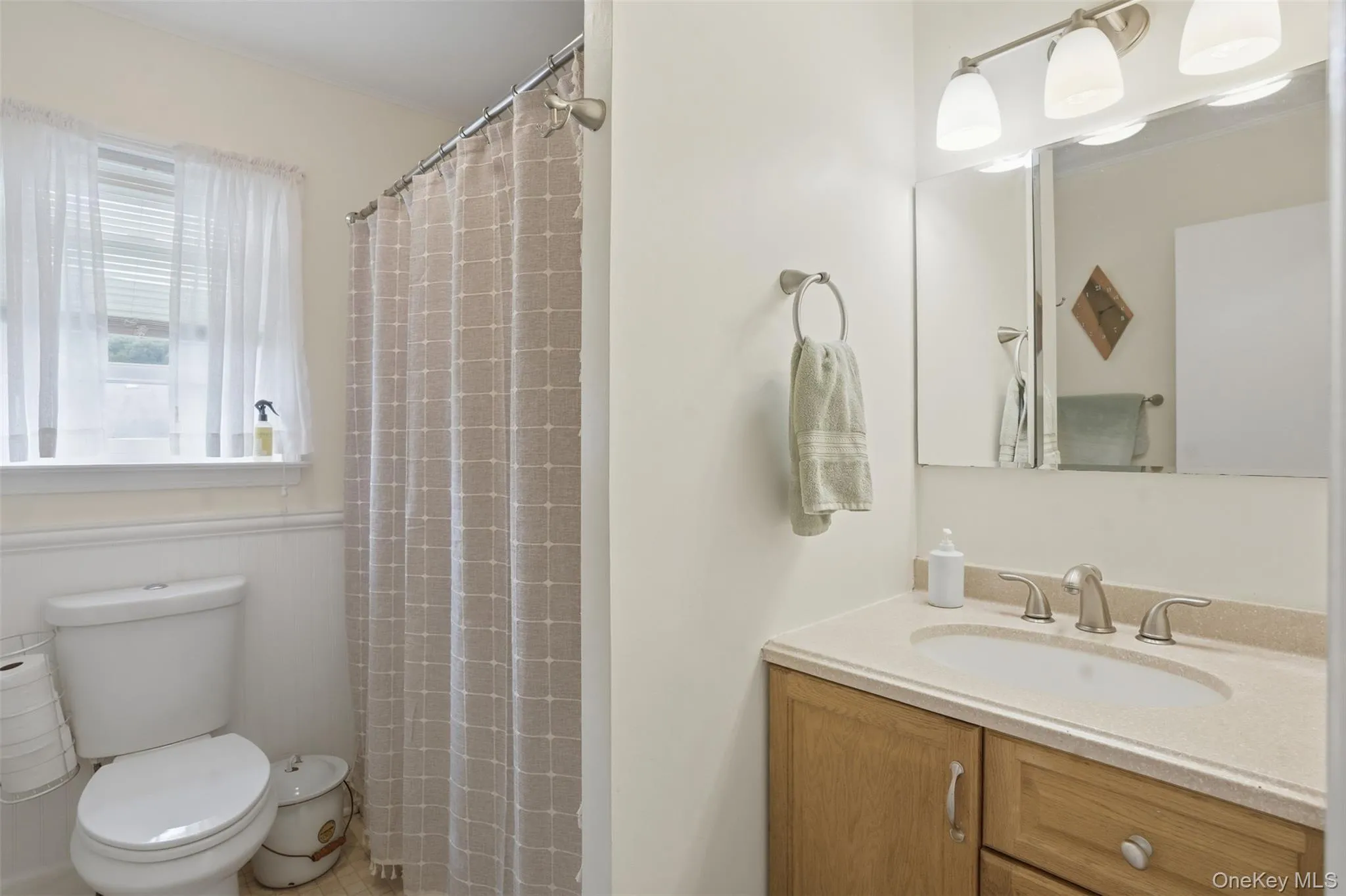 21 Overlook Avenue, Beacon, NY, 3 Bedrooms Bedrooms, 7 Rooms Rooms,2 BathroomsBathrooms,Residential,For Rent,Overlook,0,1016059 21 Overlook Avenue, Beacon, NY, 3 Bedrooms Bedrooms, 7 Rooms Rooms,2 BathroomsBathrooms,Residential,For Rent,Overlook,0,1016059
