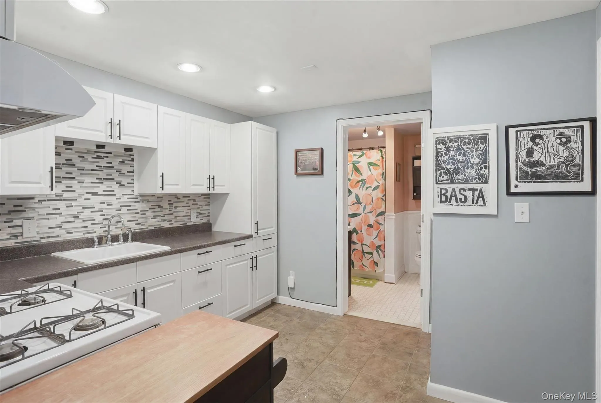 21 Overlook Avenue, Beacon, NY, 3 Bedrooms Bedrooms, 7 Rooms Rooms,2 BathroomsBathrooms,Residential,For Rent,Overlook,0,1016059 21 Overlook Avenue, Beacon, NY, 3 Bedrooms Bedrooms, 7 Rooms Rooms,2 BathroomsBathrooms,Residential,For Rent,Overlook,0,1016059