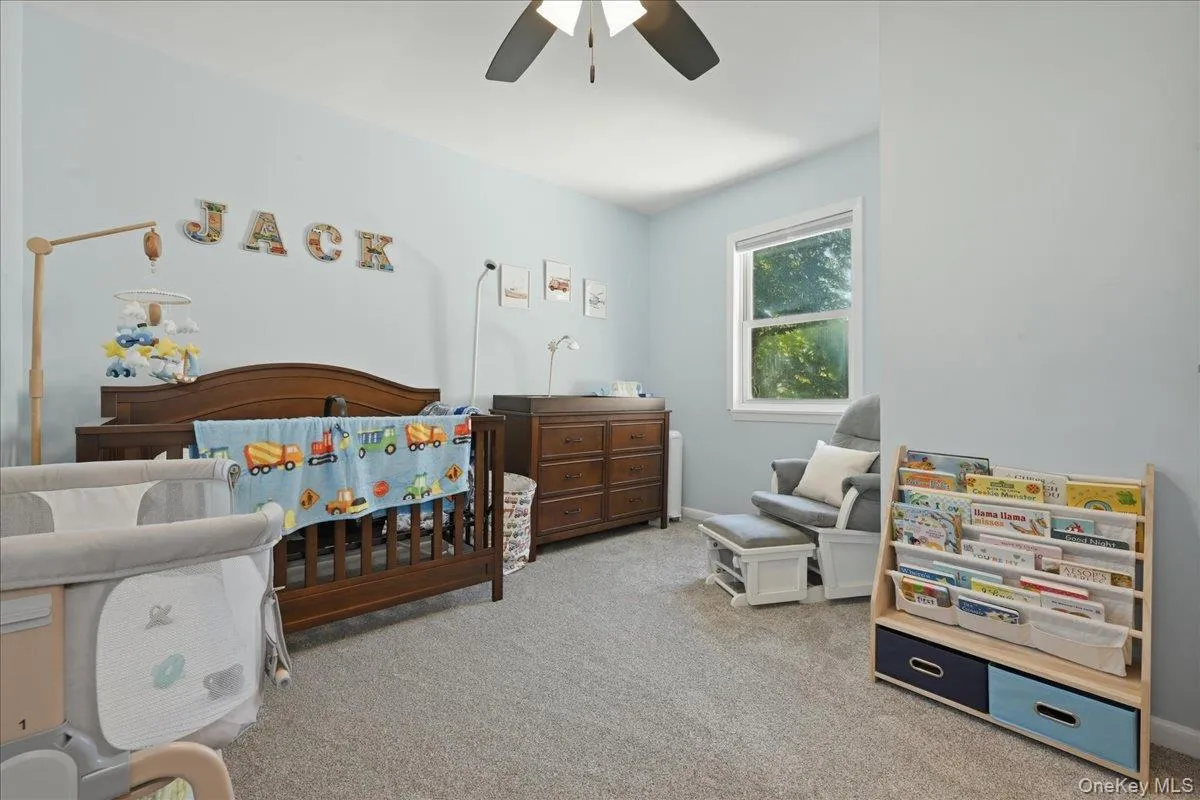 12 Thorne Street, Brookhaven, NY, 4 Bedrooms Bedrooms, 9 Rooms Rooms,2 BathroomsBathrooms,Residential,For Rent,Thorne,0,KEY1016062 12 Thorne Street, Brookhaven, NY, 4 Bedrooms Bedrooms, 9 Rooms Rooms,2 BathroomsBathrooms,Residential,For Rent,Thorne,0,KEY1016062