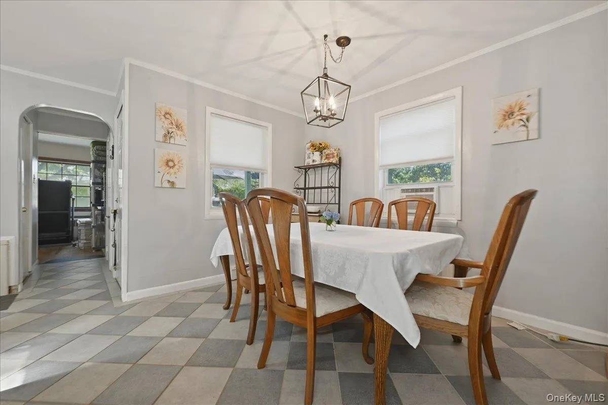 12 Thorne Street, Brookhaven, NY, 4 Bedrooms Bedrooms, 9 Rooms Rooms,2 BathroomsBathrooms,Residential,For Rent,Thorne,0,KEY1016062 12 Thorne Street, Brookhaven, NY, 4 Bedrooms Bedrooms, 9 Rooms Rooms,2 BathroomsBathrooms,Residential,For Rent,Thorne,0,KEY1016062