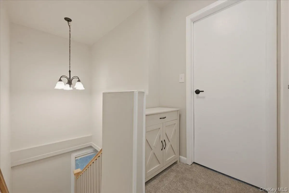 12 Thorne Street, Brookhaven, NY, 4 Bedrooms Bedrooms, 9 Rooms Rooms,2 BathroomsBathrooms,Residential,For Rent,Thorne,0,KEY1016062 12 Thorne Street, Brookhaven, NY, 4 Bedrooms Bedrooms, 9 Rooms Rooms,2 BathroomsBathrooms,Residential,For Rent,Thorne,0,KEY1016062