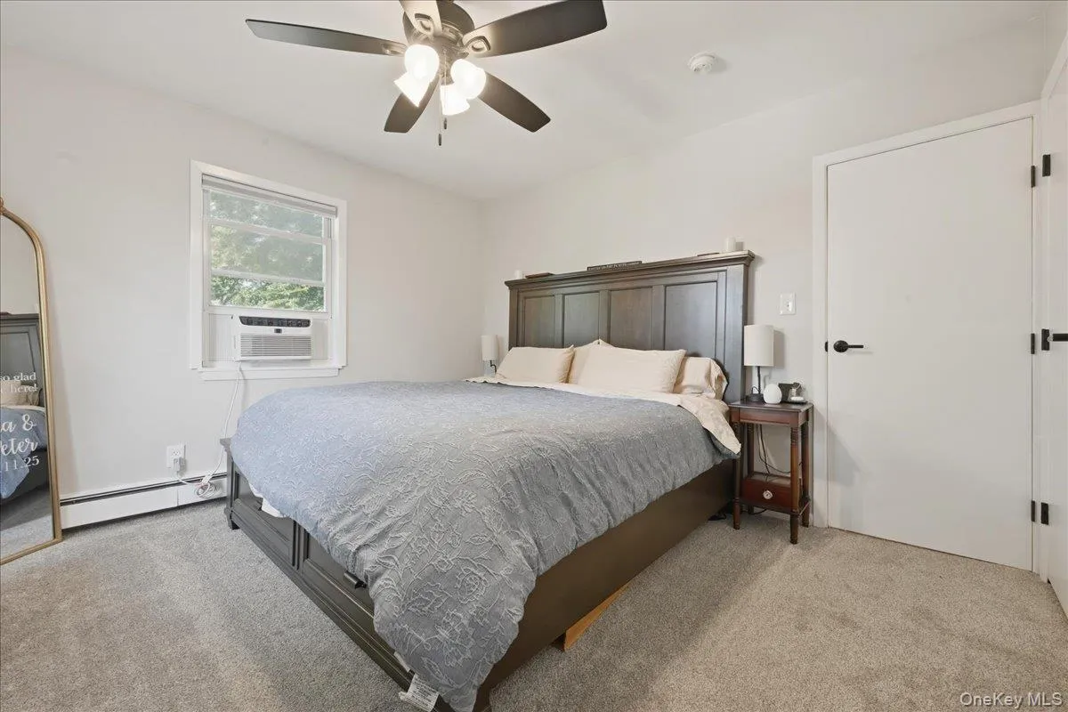 12 Thorne Street, Brookhaven, NY, 4 Bedrooms Bedrooms, 9 Rooms Rooms,2 BathroomsBathrooms,Residential,For Rent,Thorne,0,KEY1016062 12 Thorne Street, Brookhaven, NY, 4 Bedrooms Bedrooms, 9 Rooms Rooms,2 BathroomsBathrooms,Residential,For Rent,Thorne,0,KEY1016062