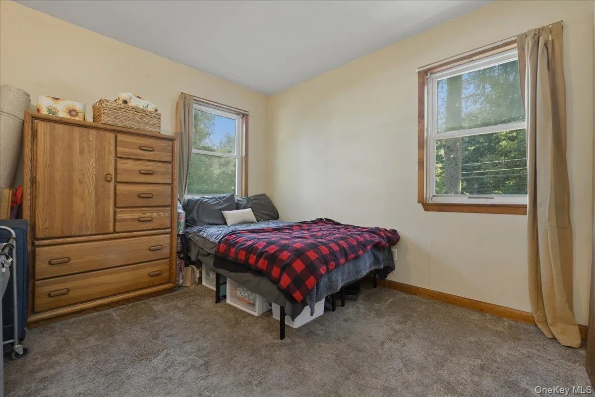 12 Thorne Street, Brookhaven, NY, 4 Bedrooms Bedrooms, 9 Rooms Rooms,2 BathroomsBathrooms,Residential,For Rent,Thorne,0,KEY1016062 12 Thorne Street, Brookhaven, NY, 4 Bedrooms Bedrooms, 9 Rooms Rooms,2 BathroomsBathrooms,Residential,For Rent,Thorne,0,KEY1016062