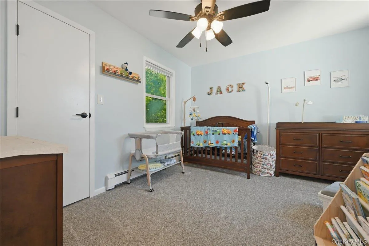 12 Thorne Street, Brookhaven, NY, 4 Bedrooms Bedrooms, 9 Rooms Rooms,2 BathroomsBathrooms,Residential,For Rent,Thorne,0,KEY1016062 12 Thorne Street, Brookhaven, NY, 4 Bedrooms Bedrooms, 9 Rooms Rooms,2 BathroomsBathrooms,Residential,For Rent,Thorne,0,KEY1016062