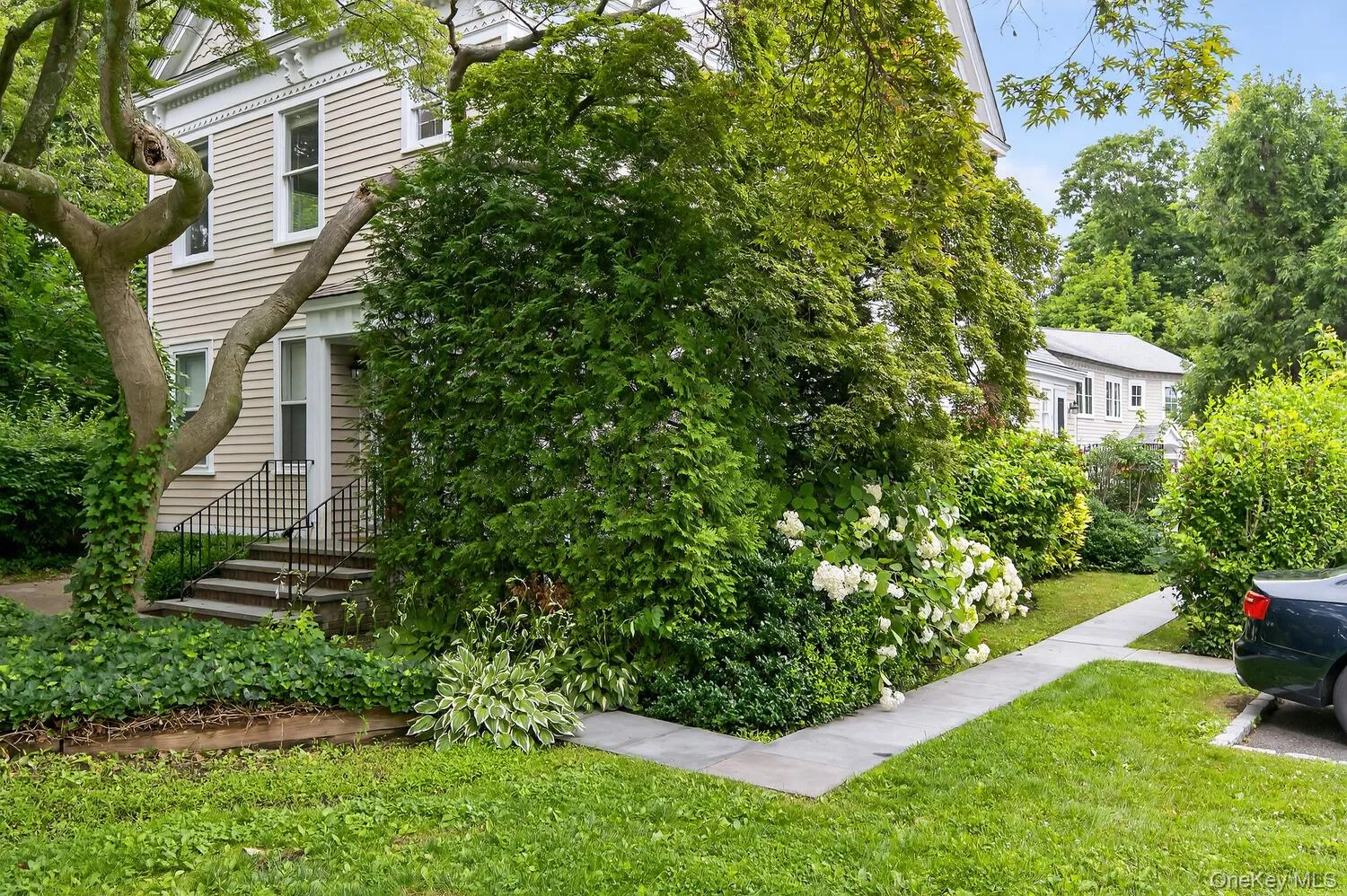 95 High Street, Huntington, NY, 2 Bedrooms Bedrooms, 5 Rooms Rooms,2 BathroomsBathrooms,Residential Lease,For Rent,High,0,1016065 95 High Street, Huntington, NY, 2 Bedrooms Bedrooms, 5 Rooms Rooms,2 BathroomsBathrooms,Residential Lease,For Rent,High,0,1016065