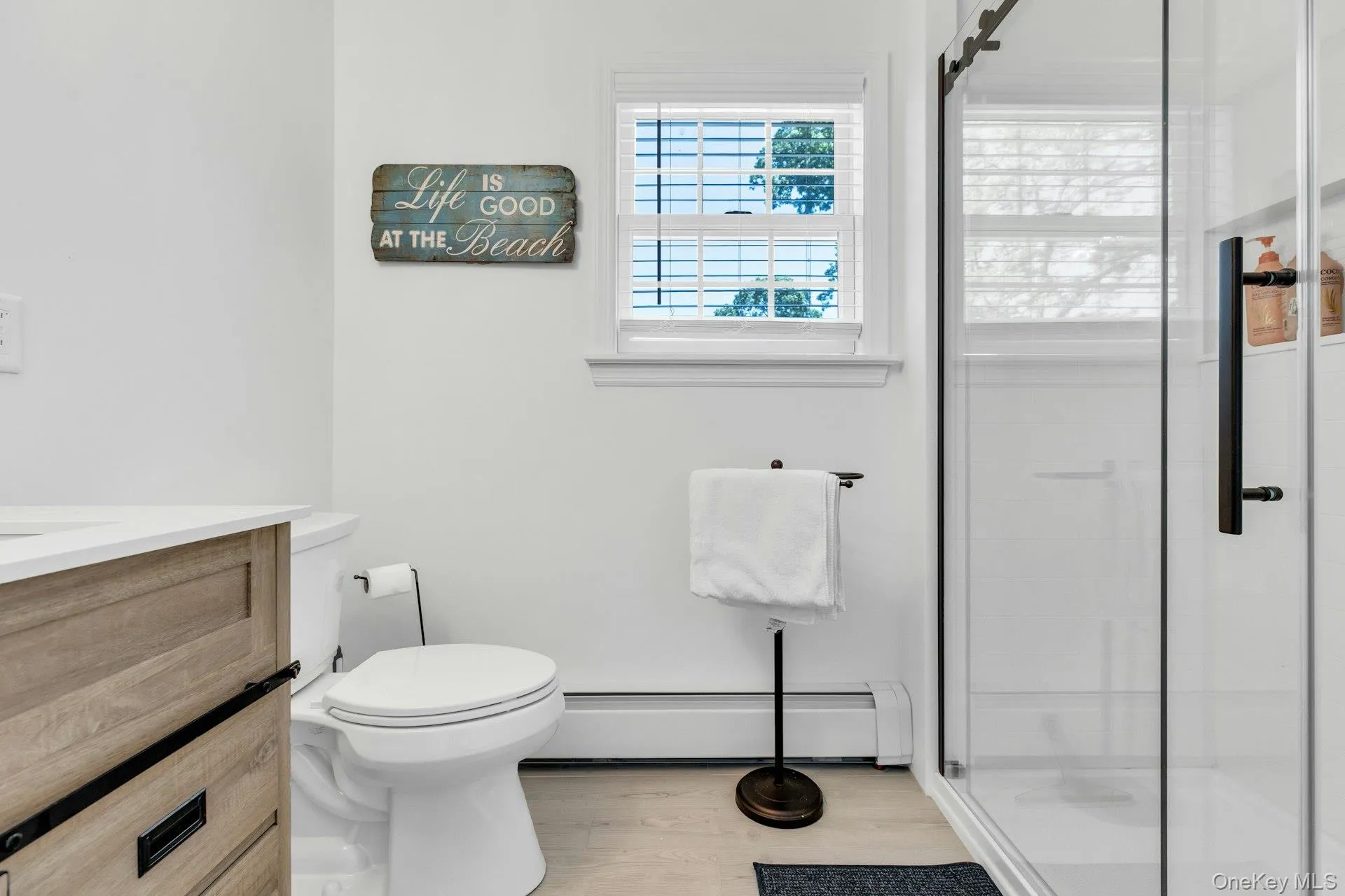 135 Noyack Avenue, Southampton, NY, 2 Bedrooms Bedrooms, 5 Rooms Rooms,1 BathroomBathrooms,Residential Lease,For Rent,Noyack,0,1016068 135 Noyack Avenue, Southampton, NY, 2 Bedrooms Bedrooms, 5 Rooms Rooms,1 BathroomBathrooms,Residential Lease,For Rent,Noyack,0,1016068