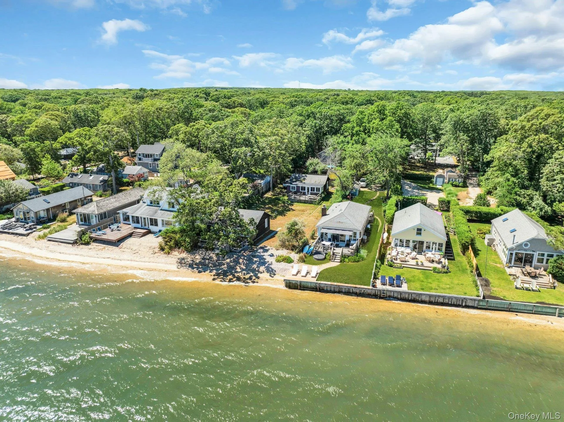 135 Noyack Avenue, Southampton, NY, 2 Bedrooms Bedrooms, 5 Rooms Rooms,1 BathroomBathrooms,Residential Lease,For Rent,Noyack,0,1016068 135 Noyack Avenue, Southampton, NY, 2 Bedrooms Bedrooms, 5 Rooms Rooms,1 BathroomBathrooms,Residential Lease,For Rent,Noyack,0,1016068