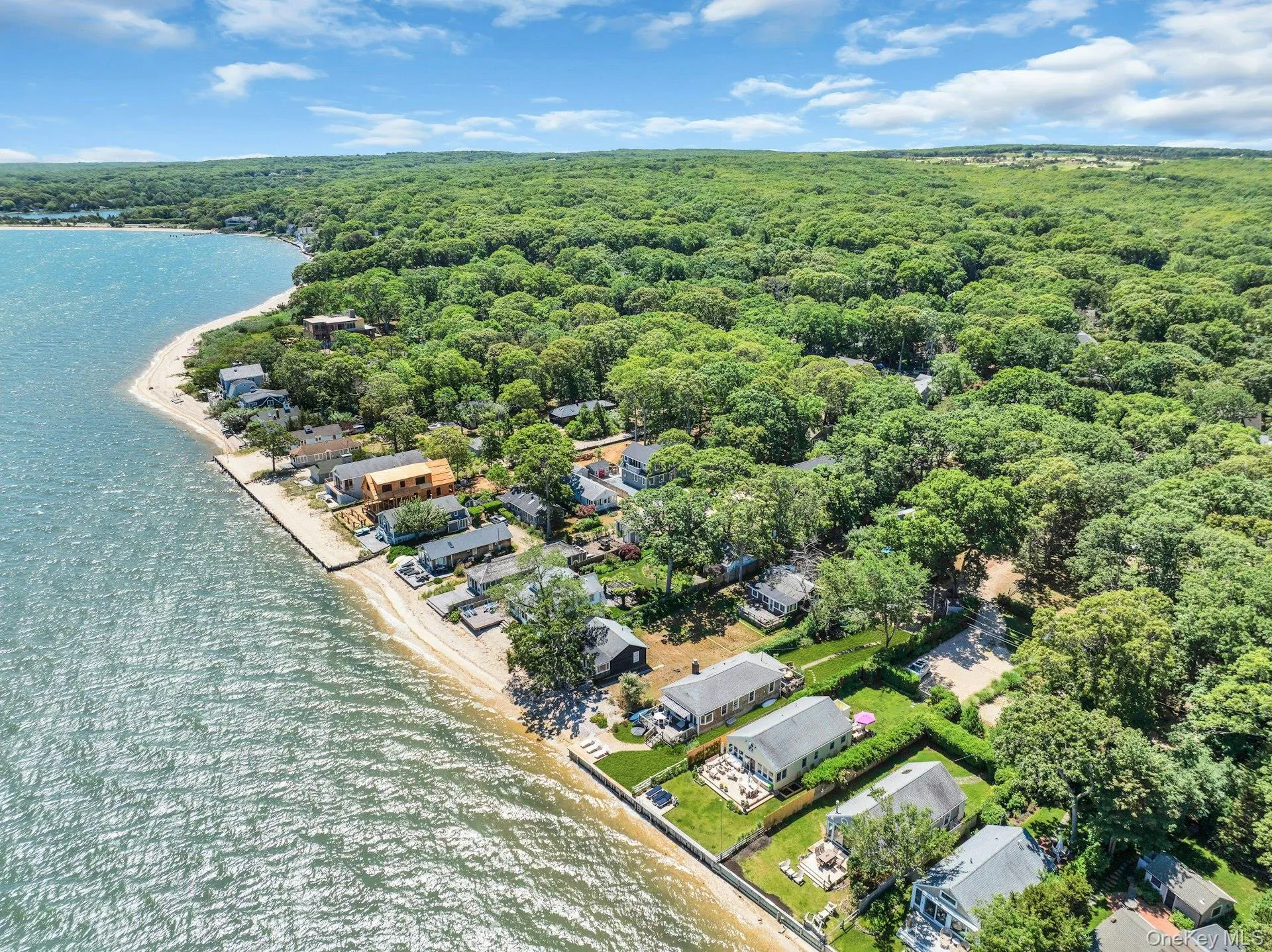 135 Noyack Avenue, Southampton, NY, 2 Bedrooms Bedrooms, 5 Rooms Rooms,1 BathroomBathrooms,Residential Lease,For Rent,Noyack,0,1016068 135 Noyack Avenue, Southampton, NY, 2 Bedrooms Bedrooms, 5 Rooms Rooms,1 BathroomBathrooms,Residential Lease,For Rent,Noyack,0,1016068