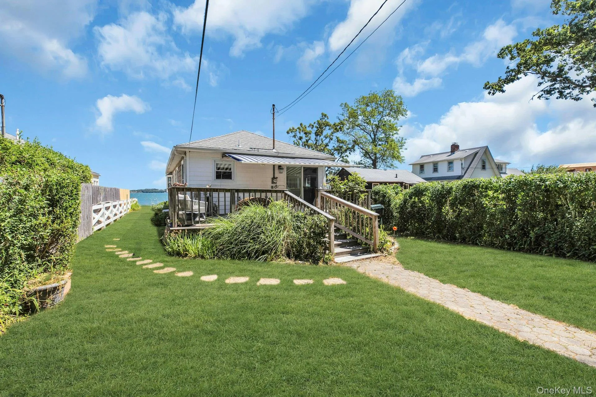 135 Noyack Avenue, Southampton, NY, 2 Bedrooms Bedrooms, 5 Rooms Rooms,1 BathroomBathrooms,Residential Lease,For Rent,Noyack,0,1016068 135 Noyack Avenue, Southampton, NY, 2 Bedrooms Bedrooms, 5 Rooms Rooms,1 BathroomBathrooms,Residential Lease,For Rent,Noyack,0,1016068