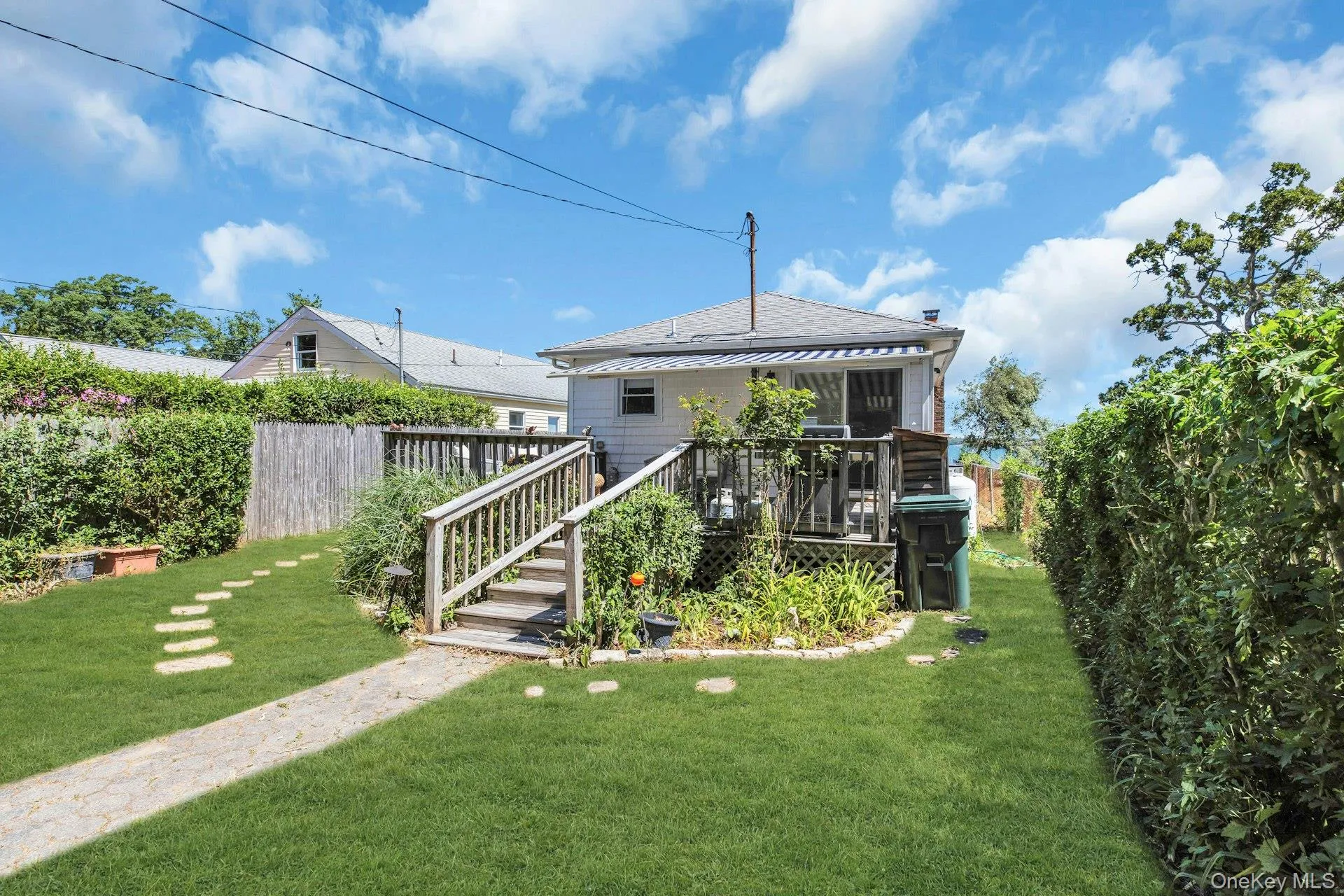 135 Noyack Avenue, Southampton, NY, 2 Bedrooms Bedrooms, 5 Rooms Rooms,1 BathroomBathrooms,Residential Lease,For Rent,Noyack,0,1016068 135 Noyack Avenue, Southampton, NY, 2 Bedrooms Bedrooms, 5 Rooms Rooms,1 BathroomBathrooms,Residential Lease,For Rent,Noyack,0,1016068