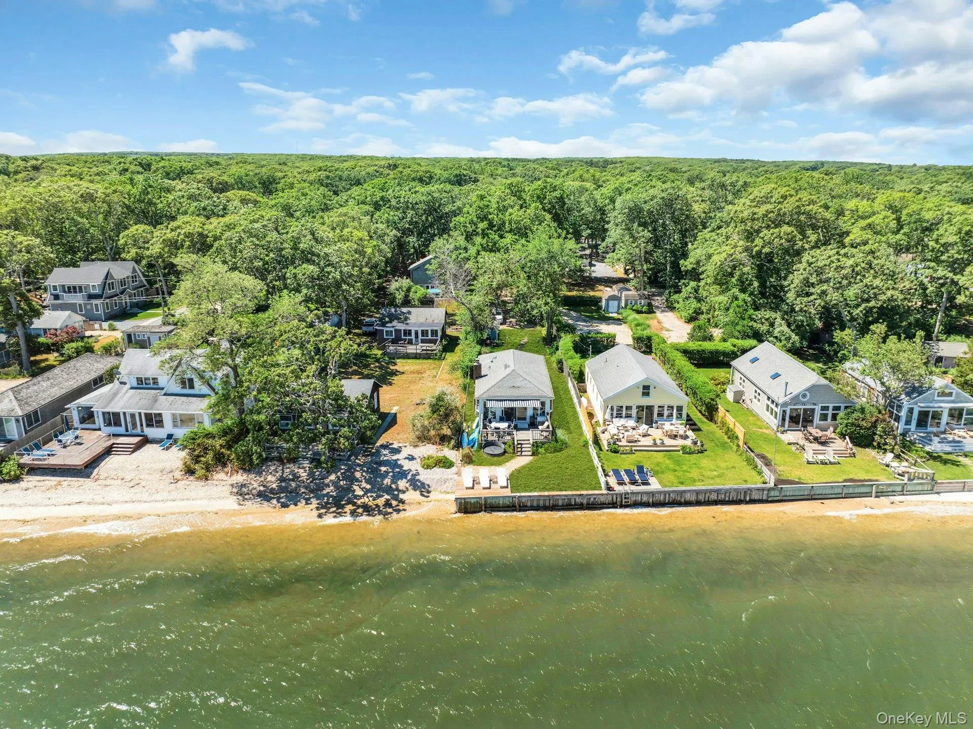 135 Noyack Avenue, Southampton, NY, 2 Bedrooms Bedrooms, 5 Rooms Rooms,1 BathroomBathrooms,Residential Lease,For Rent,Noyack,0,1016068 135 Noyack Avenue, Southampton, NY, 2 Bedrooms Bedrooms, 5 Rooms Rooms,1 BathroomBathrooms,Residential Lease,For Rent,Noyack,0,1016068
