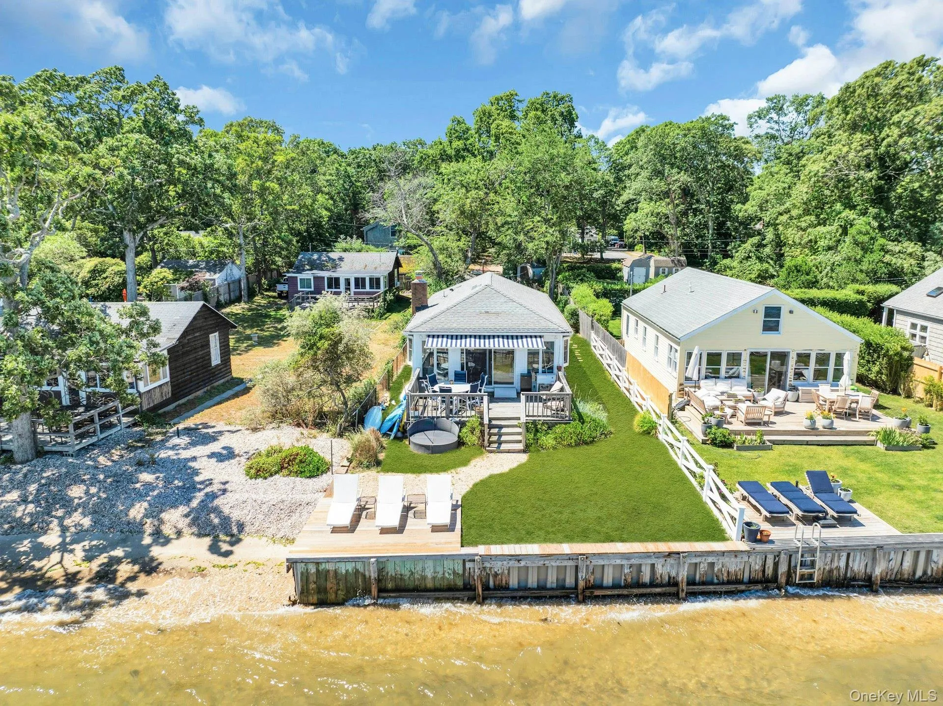 135 Noyack Avenue, Southampton, NY, 2 Bedrooms Bedrooms, 5 Rooms Rooms,1 BathroomBathrooms,Residential Lease,For Rent,Noyack,0,1016068 135 Noyack Avenue, Southampton, NY, 2 Bedrooms Bedrooms, 5 Rooms Rooms,1 BathroomBathrooms,Residential Lease,For Rent,Noyack,0,1016068