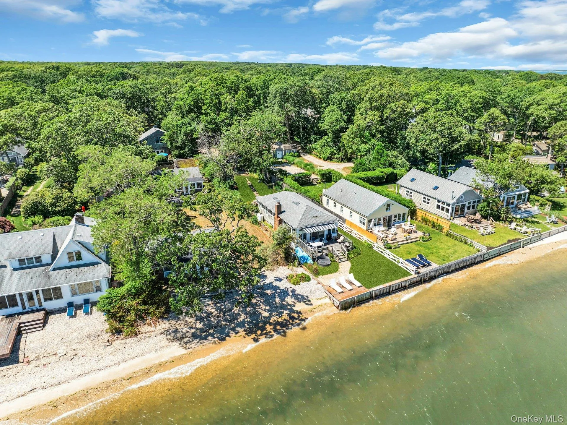 135 Noyack Avenue, Southampton, NY, 2 Bedrooms Bedrooms, 5 Rooms Rooms,1 BathroomBathrooms,Residential Lease,For Rent,Noyack,0,1016068 135 Noyack Avenue, Southampton, NY, 2 Bedrooms Bedrooms, 5 Rooms Rooms,1 BathroomBathrooms,Residential Lease,For Rent,Noyack,0,1016068