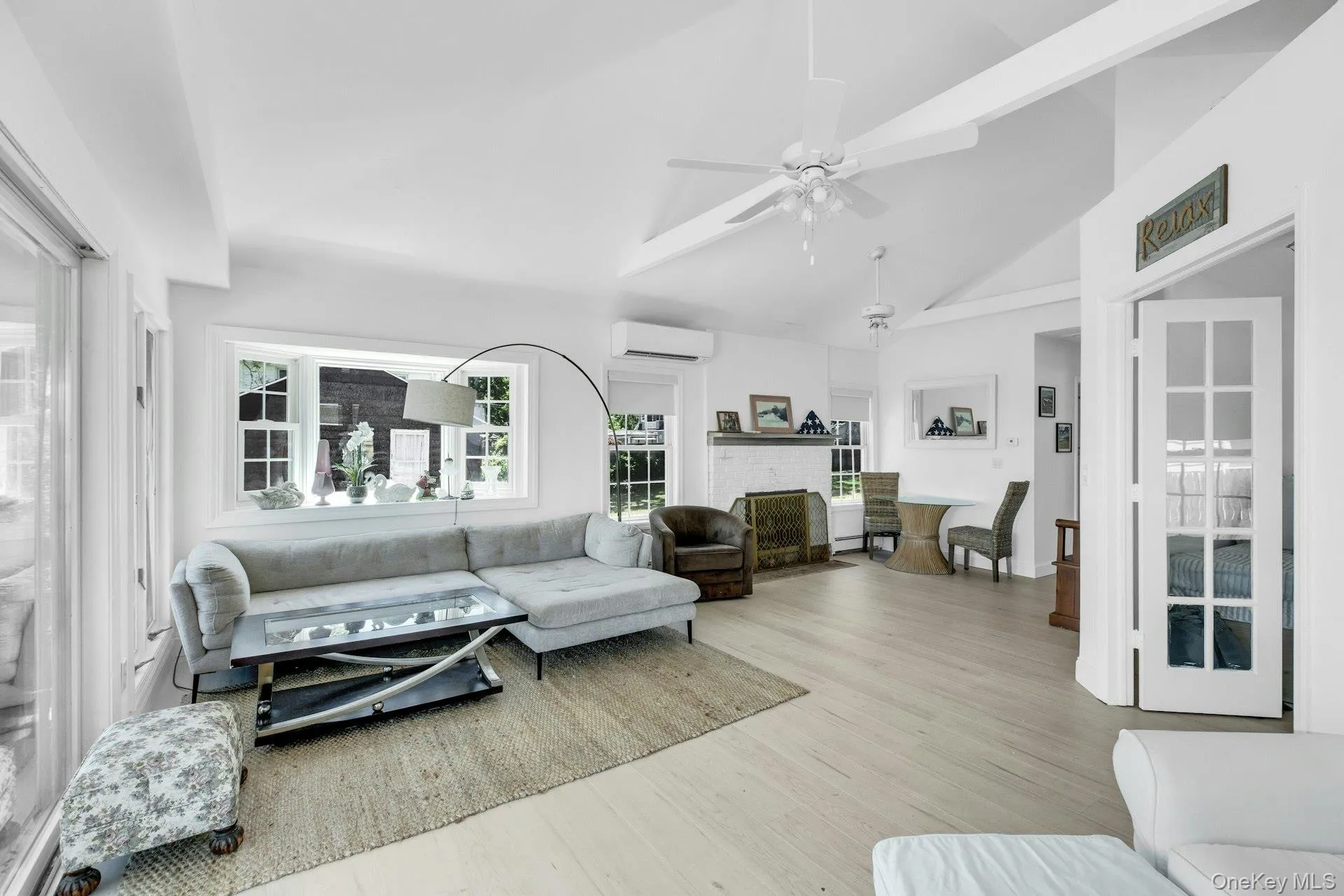 135 Noyack Avenue, Southampton, NY, 2 Bedrooms Bedrooms, 5 Rooms Rooms,1 BathroomBathrooms,Residential Lease,For Rent,Noyack,0,1016068 135 Noyack Avenue, Southampton, NY, 2 Bedrooms Bedrooms, 5 Rooms Rooms,1 BathroomBathrooms,Residential Lease,For Rent,Noyack,0,1016068