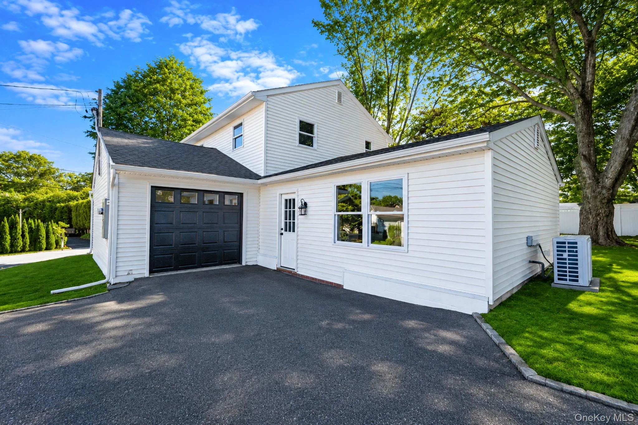 18 Joyce Drive, Riverhead, NY, 4 Bedrooms Bedrooms, 8 Rooms Rooms,3 BathroomsBathrooms,Residential,For Rent,Joyce,0,1016072 18 Joyce Drive, Riverhead, NY, 4 Bedrooms Bedrooms, 8 Rooms Rooms,3 BathroomsBathrooms,Residential,For Rent,Joyce,0,1016072