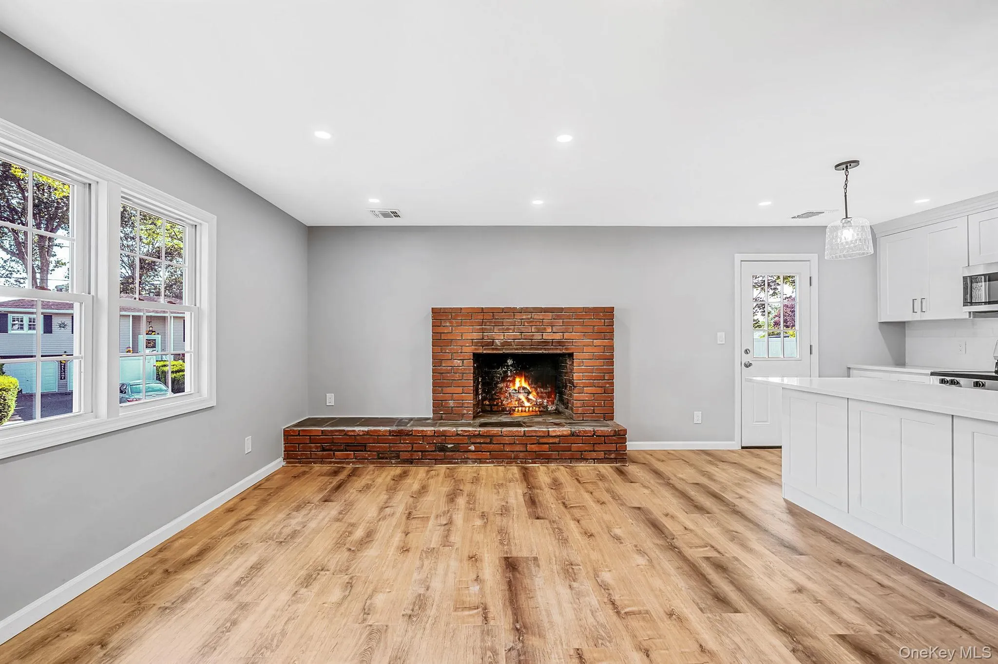 18 Joyce Drive, Riverhead, NY, 4 Bedrooms Bedrooms, 8 Rooms Rooms,3 BathroomsBathrooms,Residential,For Rent,Joyce,0,1016072 18 Joyce Drive, Riverhead, NY, 4 Bedrooms Bedrooms, 8 Rooms Rooms,3 BathroomsBathrooms,Residential,For Rent,Joyce,0,1016072