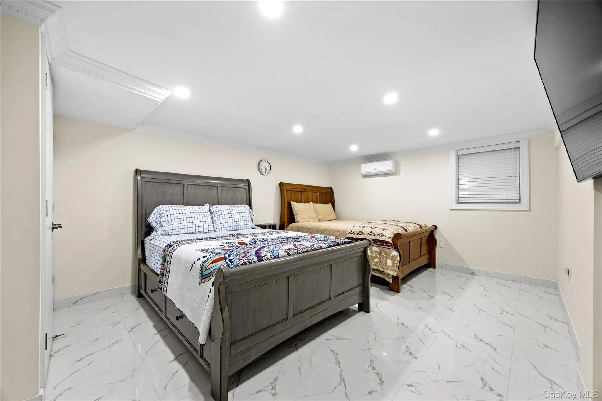 249 Glen Cove Road, North Hempstead, NY, 4 Bedrooms Bedrooms, 11 Rooms Rooms,4 BathroomsBathrooms,Residential,For Rent,Glen Cove,0,KEY1016084 249 Glen Cove Road, North Hempstead, NY, 4 Bedrooms Bedrooms, 11 Rooms Rooms,4 BathroomsBathrooms,Residential,For Rent,Glen Cove,0,KEY1016084
