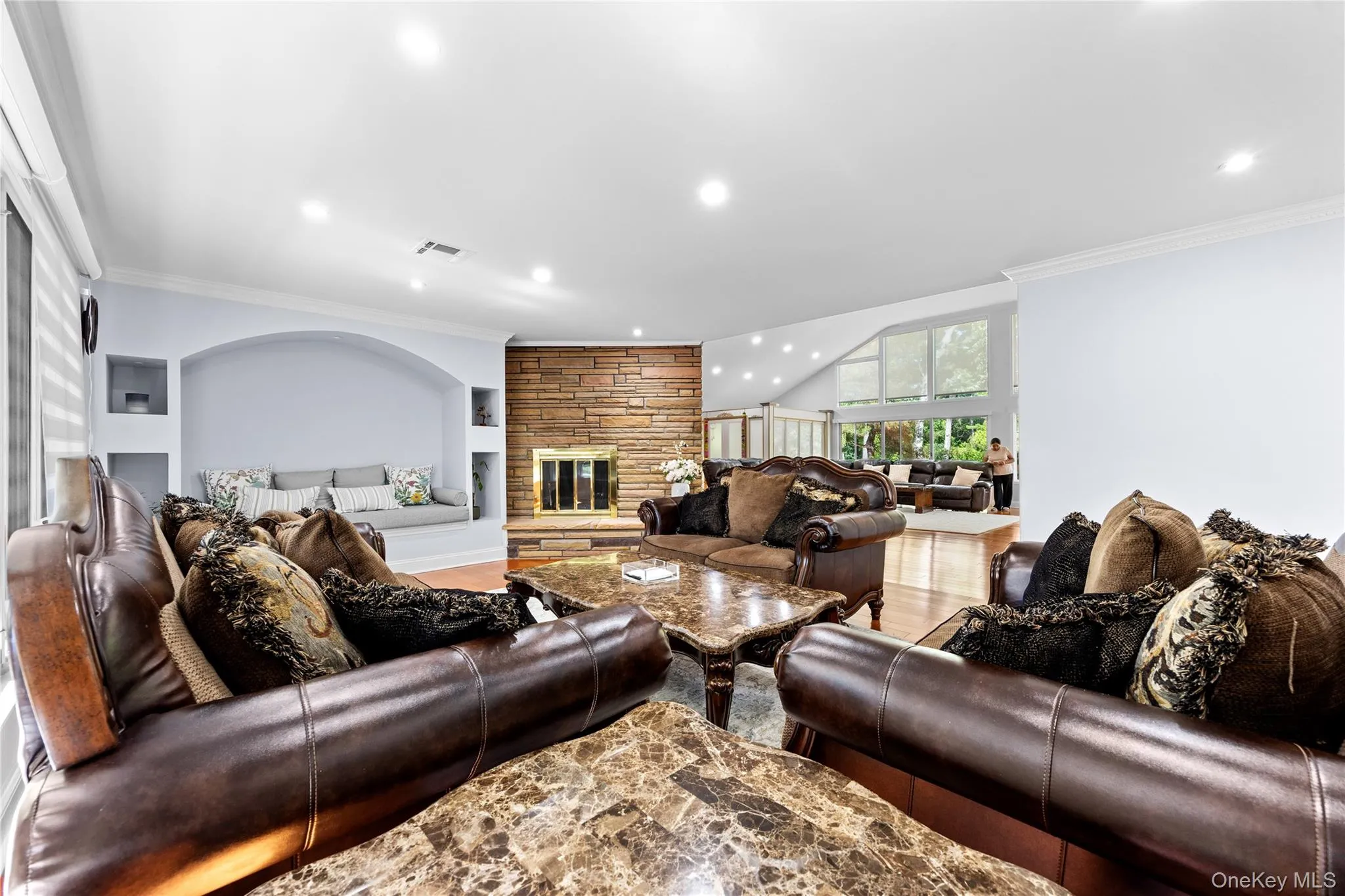 249 Glen Cove Road, North Hempstead, NY, 4 Bedrooms Bedrooms, 11 Rooms Rooms,4 BathroomsBathrooms,Residential,For Rent,Glen Cove,0,KEY1016084 249 Glen Cove Road, North Hempstead, NY, 4 Bedrooms Bedrooms, 11 Rooms Rooms,4 BathroomsBathrooms,Residential,For Rent,Glen Cove,0,KEY1016084