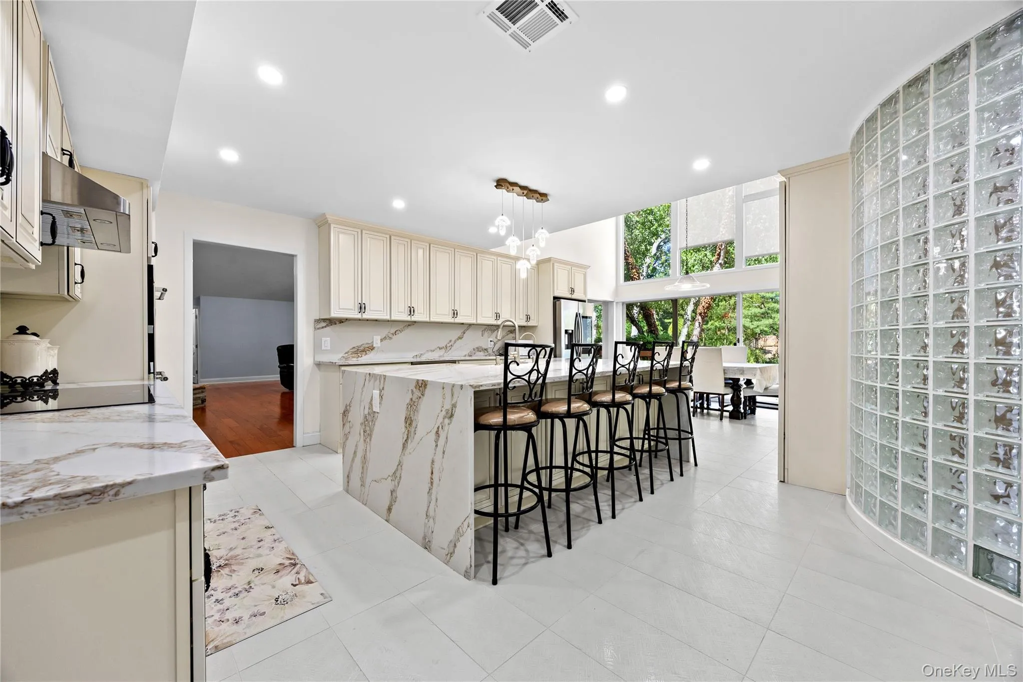 249 Glen Cove Road, North Hempstead, NY, 4 Bedrooms Bedrooms, 11 Rooms Rooms,4 BathroomsBathrooms,Residential,For Rent,Glen Cove,0,KEY1016084 249 Glen Cove Road, North Hempstead, NY, 4 Bedrooms Bedrooms, 11 Rooms Rooms,4 BathroomsBathrooms,Residential,For Rent,Glen Cove,0,KEY1016084