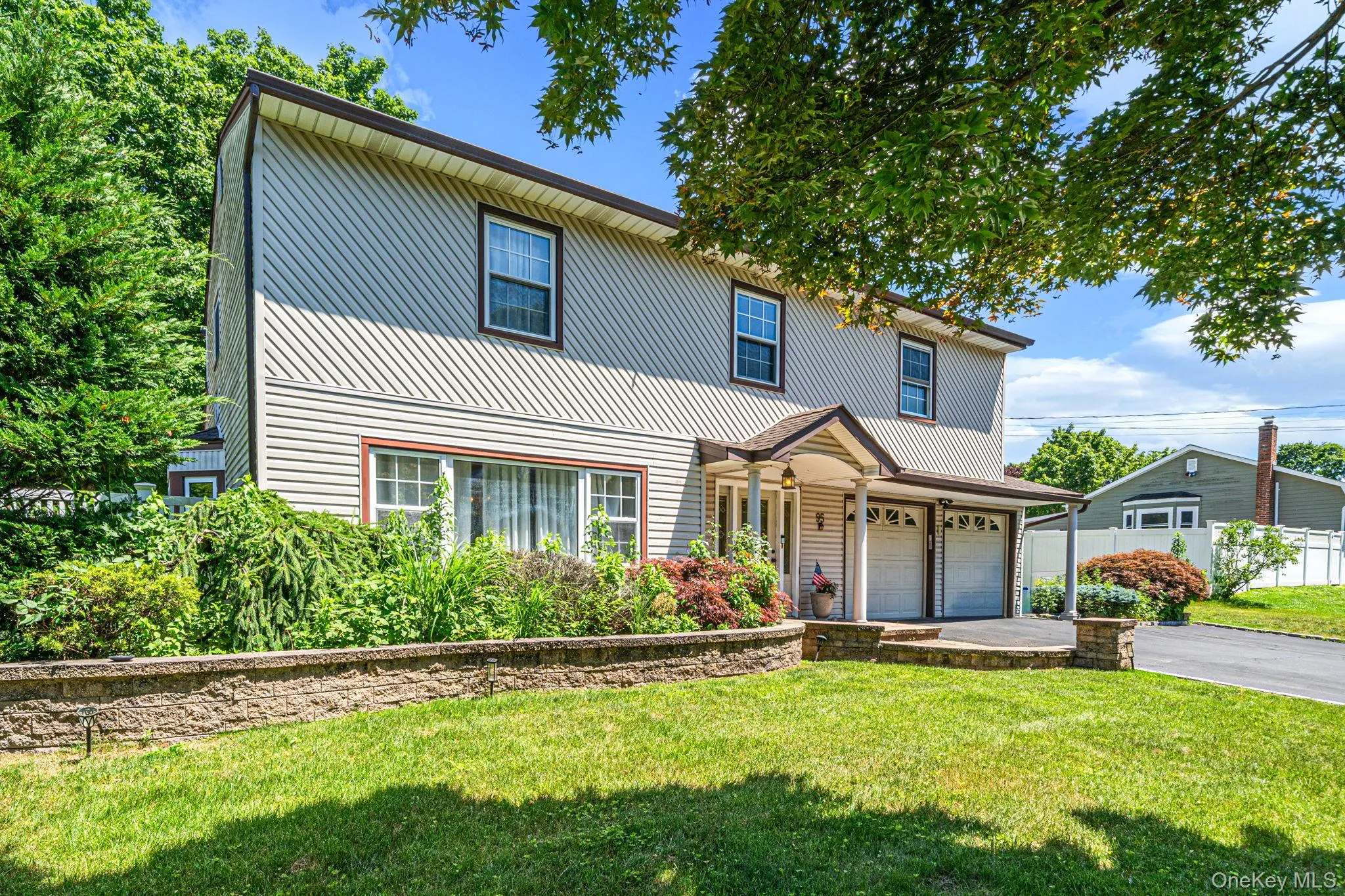 95 Walnut Street, Brookhaven, NY, 4 Bedrooms Bedrooms, 7 Rooms Rooms,2 BathroomsBathrooms,Residential,For Rent,Walnut,0,KEY1016087 95 Walnut Street, Brookhaven, NY, 4 Bedrooms Bedrooms, 7 Rooms Rooms,2 BathroomsBathrooms,Residential,For Rent,Walnut,0,KEY1016087