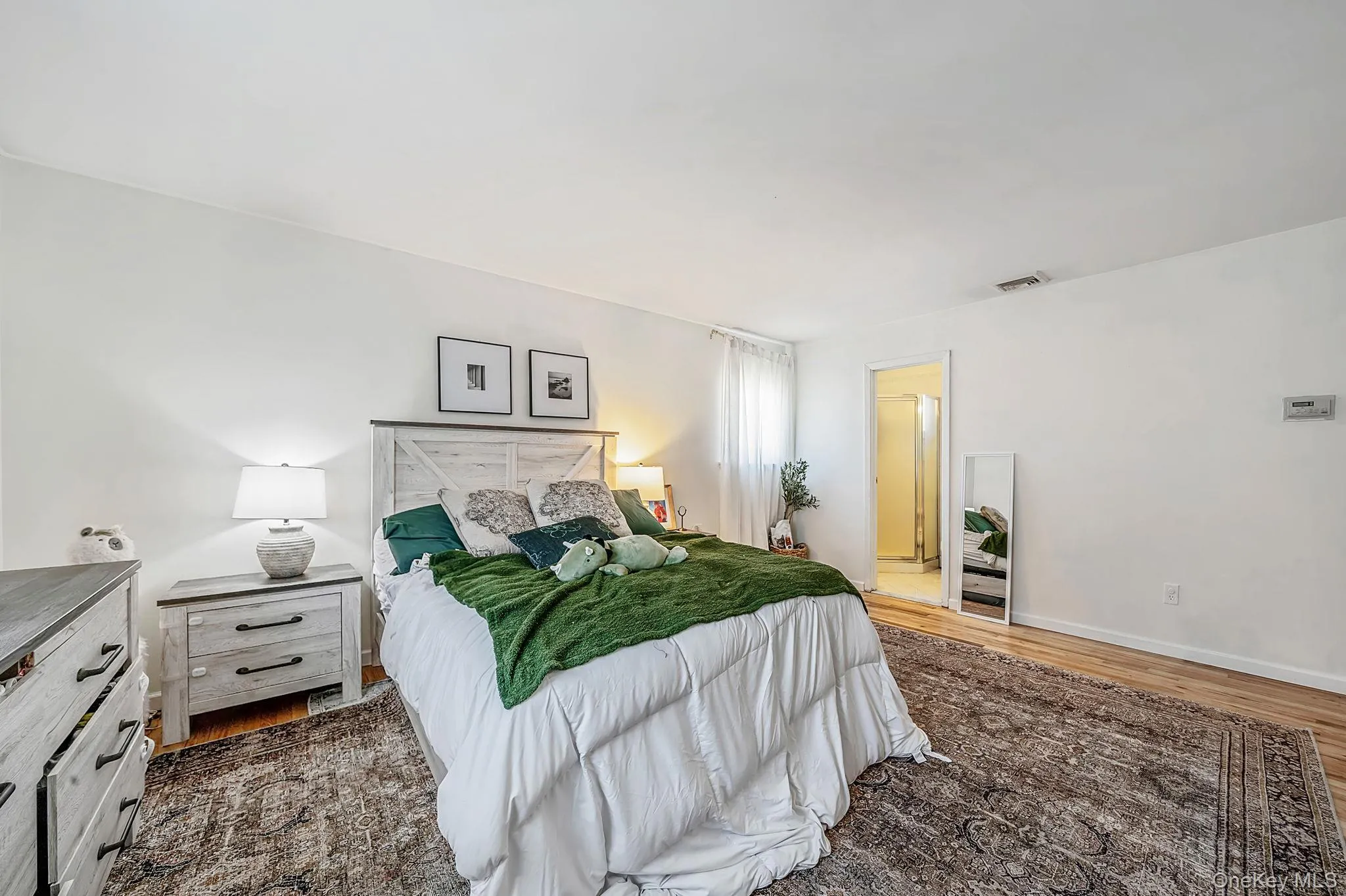 95 Walnut Street, Brookhaven, NY, 4 Bedrooms Bedrooms, 7 Rooms Rooms,2 BathroomsBathrooms,Residential,For Rent,Walnut,0,KEY1016087 95 Walnut Street, Brookhaven, NY, 4 Bedrooms Bedrooms, 7 Rooms Rooms,2 BathroomsBathrooms,Residential,For Rent,Walnut,0,KEY1016087