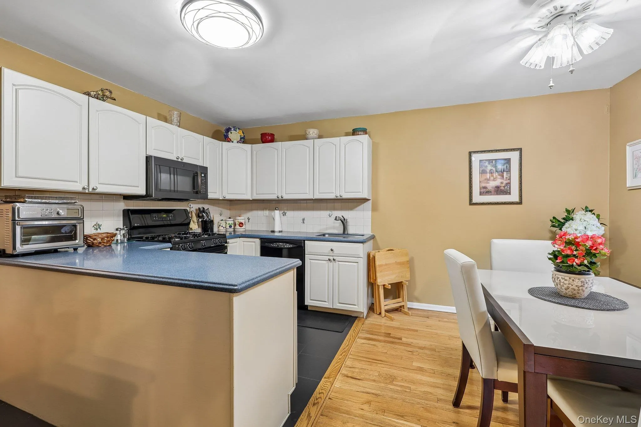 3 Lawrence Park Drive, Orangetown, NY, 1 Bedroom Bedrooms, 4 Rooms Rooms,1 BathroomBathrooms,Residential,For Rent,Lawrence Park,0,1016088 3 Lawrence Park Drive, Orangetown, NY, 1 Bedroom Bedrooms, 4 Rooms Rooms,1 BathroomBathrooms,Residential,For Rent,Lawrence Park,0,1016088