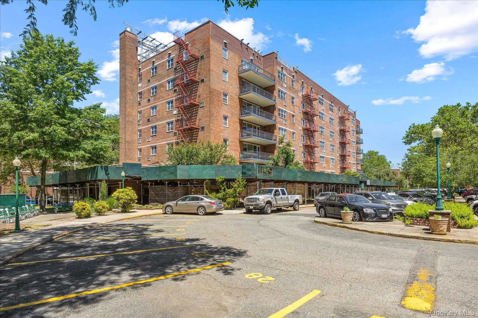 88-08 151st Avenue, New York, NY, 1 Bedroom Bedrooms, 3 Rooms Rooms,1 BathroomBathrooms,Residential,For Rent,151st,0,1016089 88-08 151st Avenue, New York, NY, 1 Bedroom Bedrooms, 3 Rooms Rooms,1 BathroomBathrooms,Residential,For Rent,151st,0,1016089