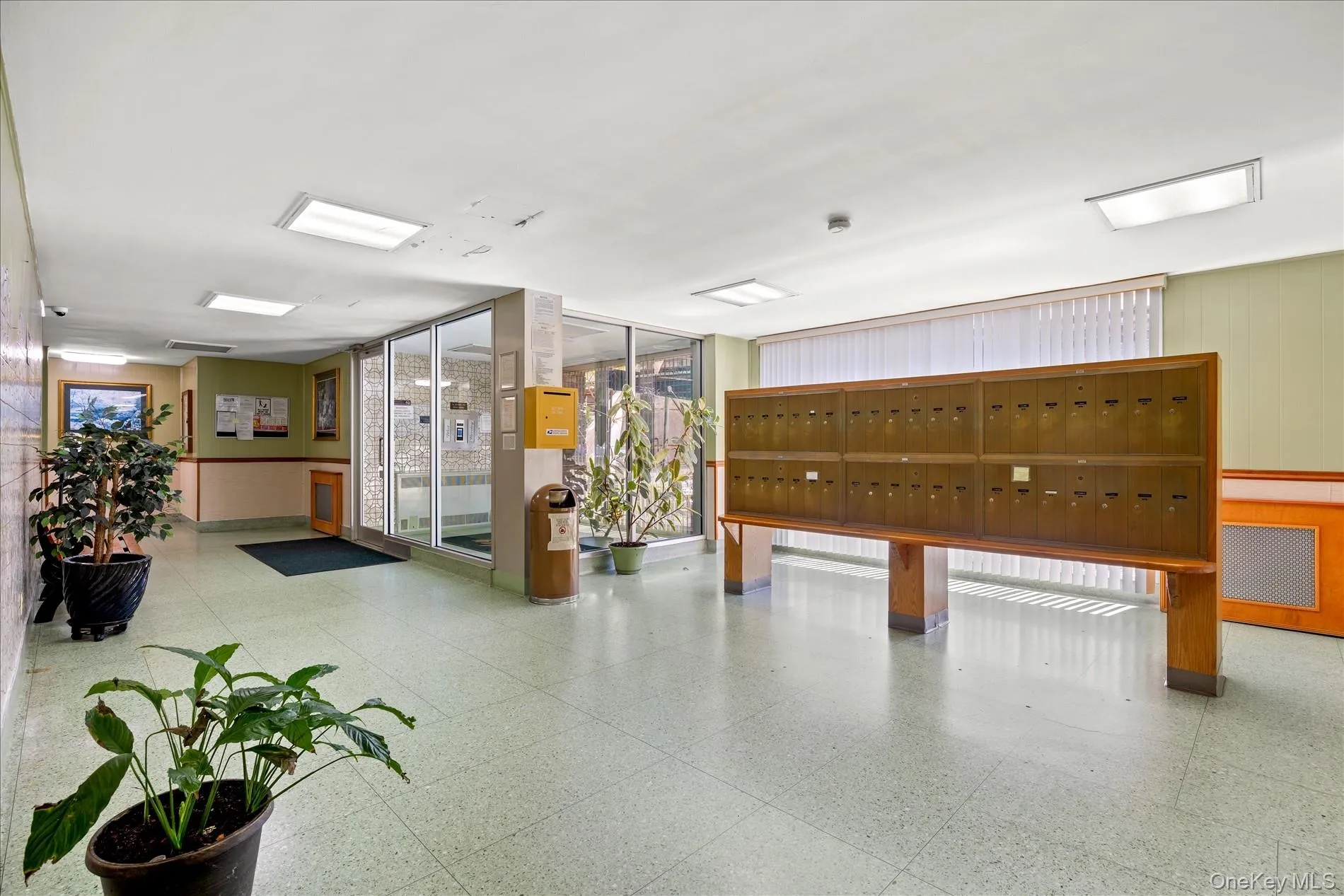88-08 151st Avenue, New York, NY, 1 Bedroom Bedrooms, 3 Rooms Rooms,1 BathroomBathrooms,Residential,For Rent,151st,0,1016089 88-08 151st Avenue, New York, NY, 1 Bedroom Bedrooms, 3 Rooms Rooms,1 BathroomBathrooms,Residential,For Rent,151st,0,1016089