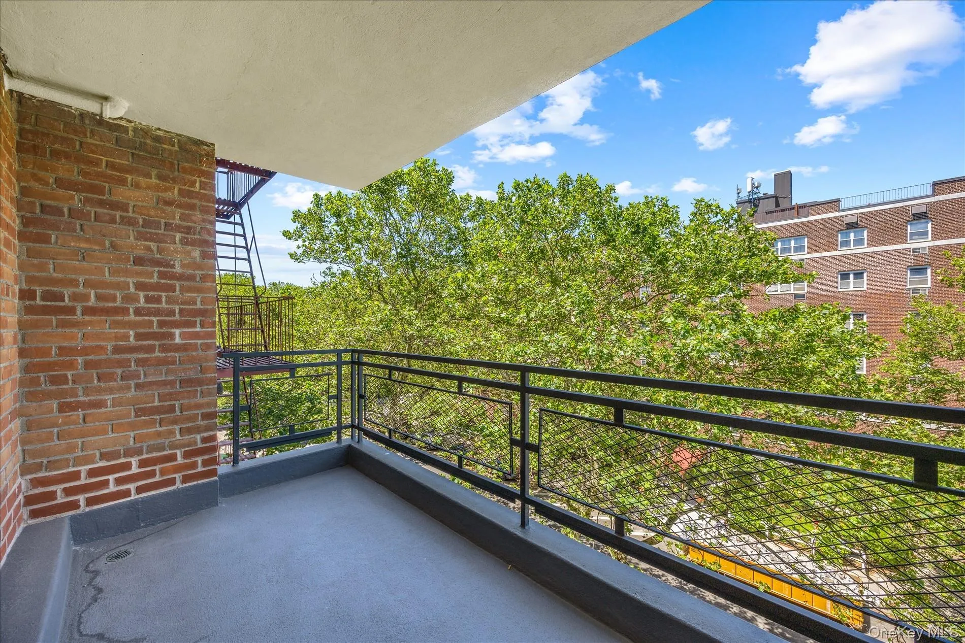 88-08 151st Avenue, New York, NY, 1 Bedroom Bedrooms, 3 Rooms Rooms,1 BathroomBathrooms,Residential,For Rent,151st,0,1016089 88-08 151st Avenue, New York, NY, 1 Bedroom Bedrooms, 3 Rooms Rooms,1 BathroomBathrooms,Residential,For Rent,151st,0,1016089